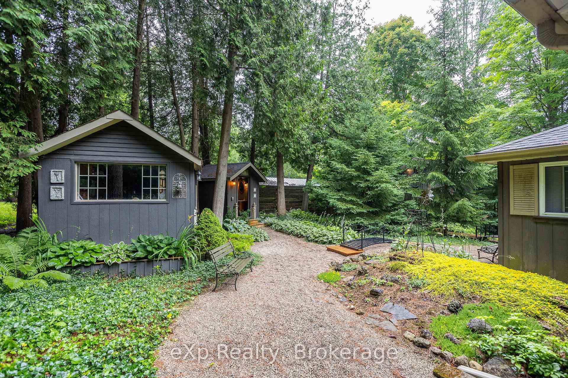 Photo 6 of 127 Paisley Drive, Chatsworth — HOMEH