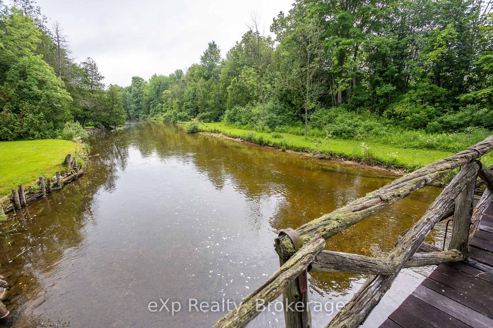 Photo 27 of 127 Paisley Drive, Chatsworth — HOMEH