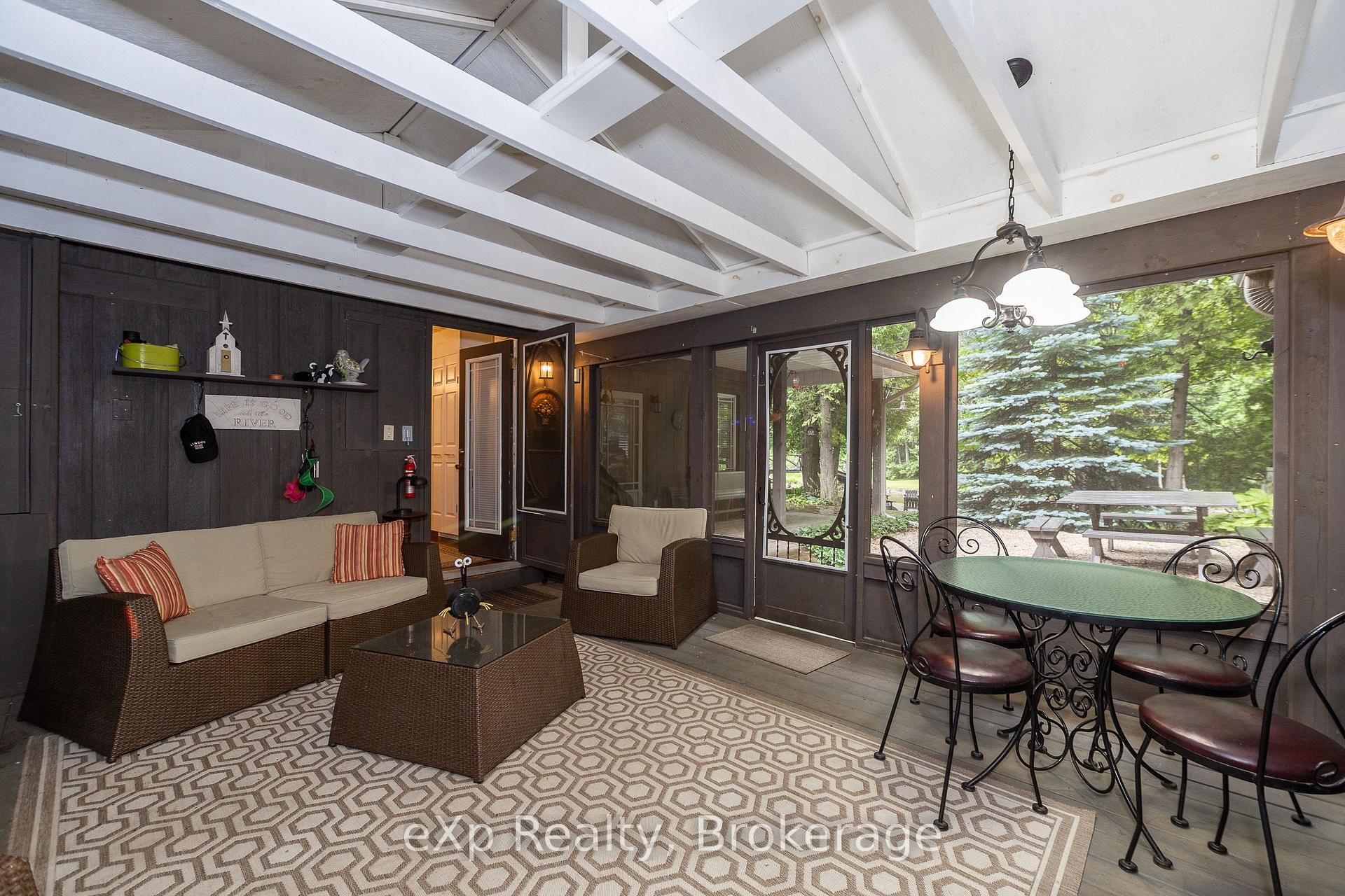 Photo 31 of 127 Paisley Drive, Chatsworth — HOMEH