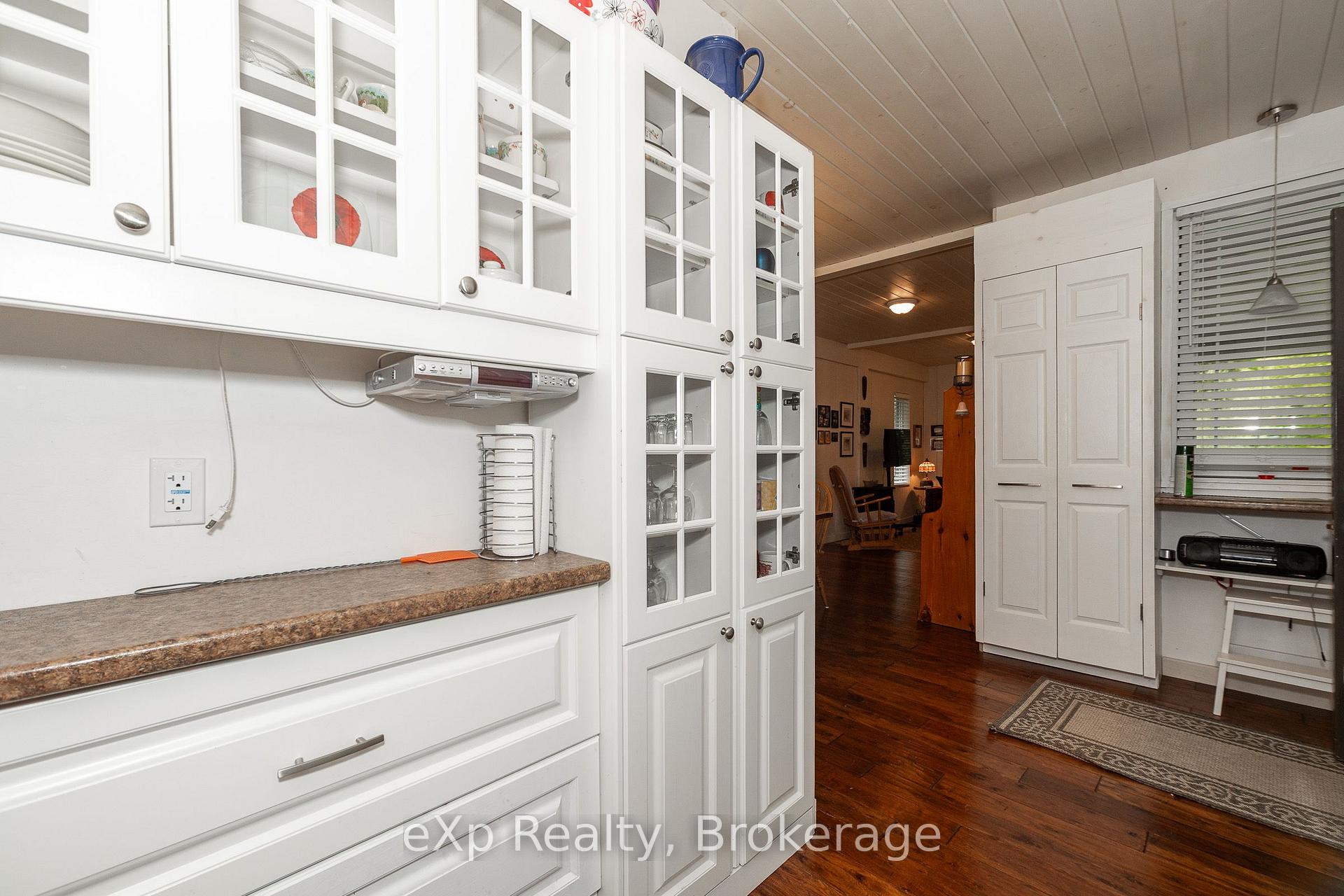 Photo 42 of 127 Paisley Drive, Chatsworth — HOMEH