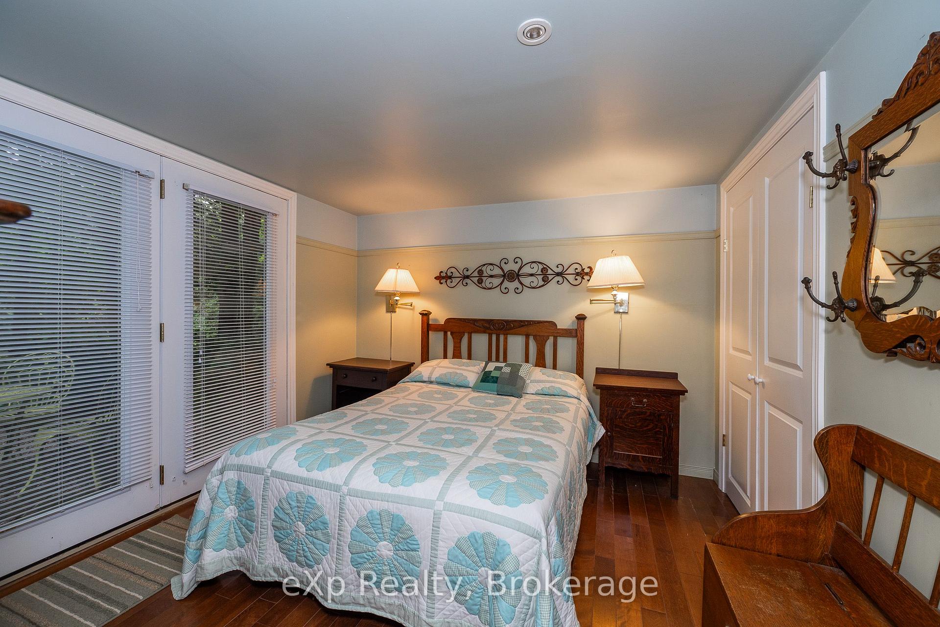 Photo 43 of 127 Paisley Drive, Chatsworth — HOMEH