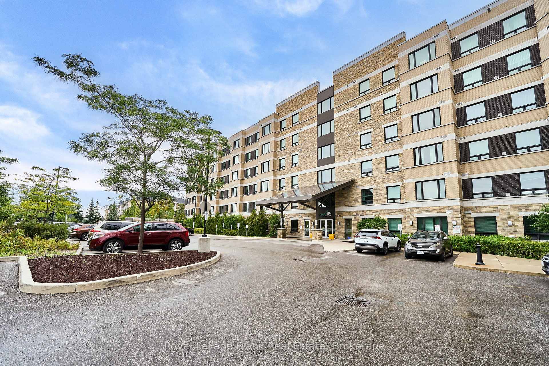Photo 9 of Unit 218, 7400 Markham Road, Markham, Middlefield — HOMEH