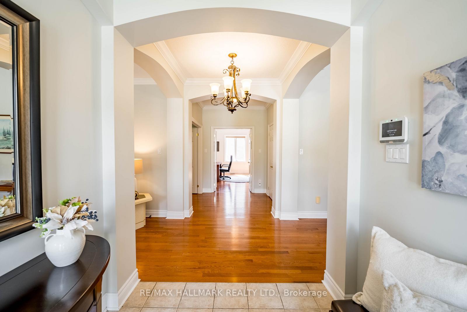 Photo 9 of Unit 125, 10 Vardon Gate, Whitchurch-Stouffville, Ballantrae — HOMEH
