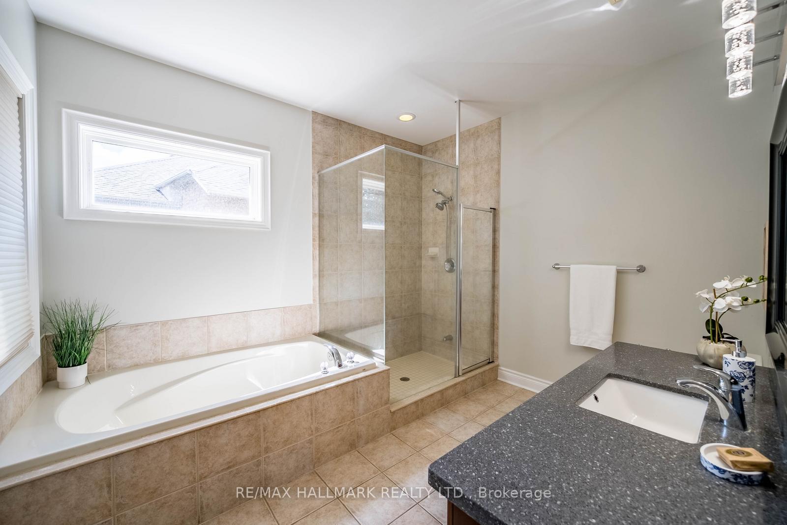 Photo 30 of Unit 125, 10 Vardon Gate, Whitchurch-Stouffville, Ballantrae — HOMEH