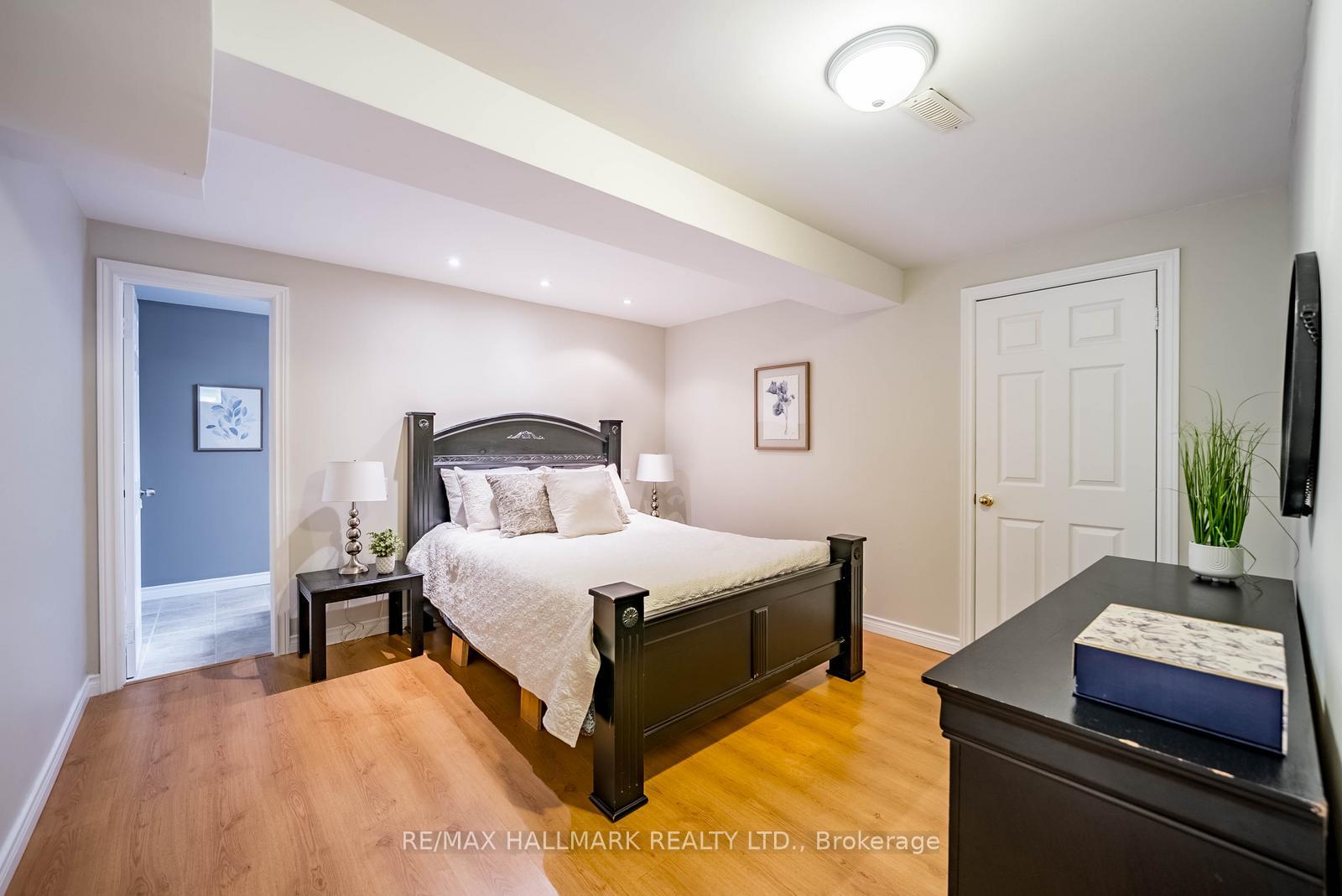 Photo 42 of Unit 125, 10 Vardon Gate, Whitchurch-Stouffville, Ballantrae — HOMEH