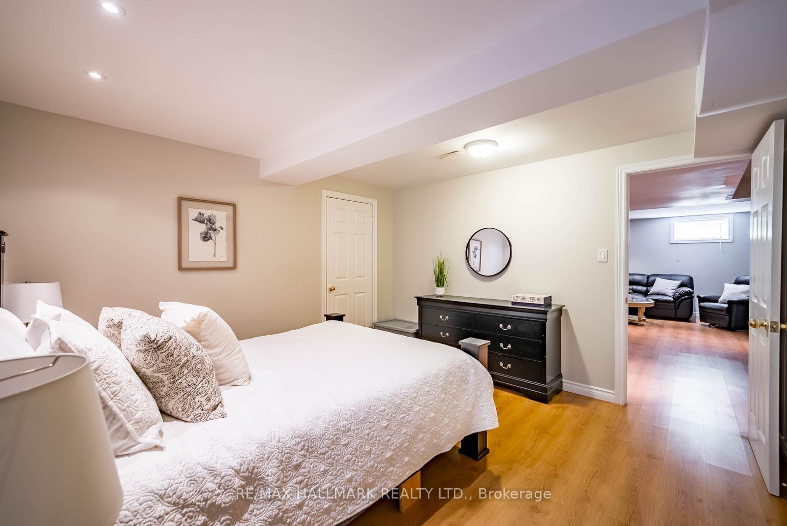 Photo 43 of Unit 125, 10 Vardon Gate, Whitchurch-Stouffville, Ballantrae — HOMEH