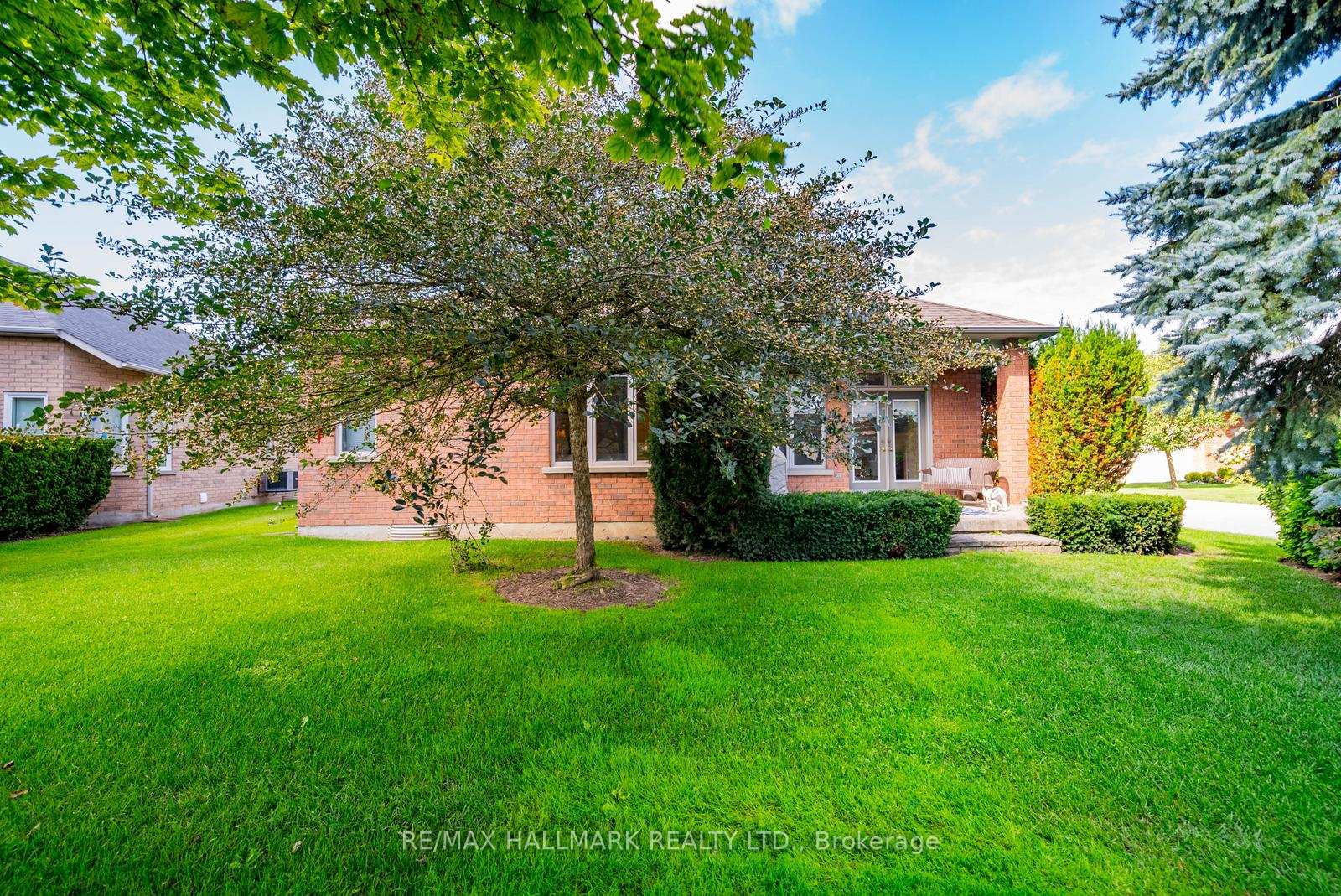 Photo 46 of Unit 125, 10 Vardon Gate, Whitchurch-Stouffville, Ballantrae — HOMEH