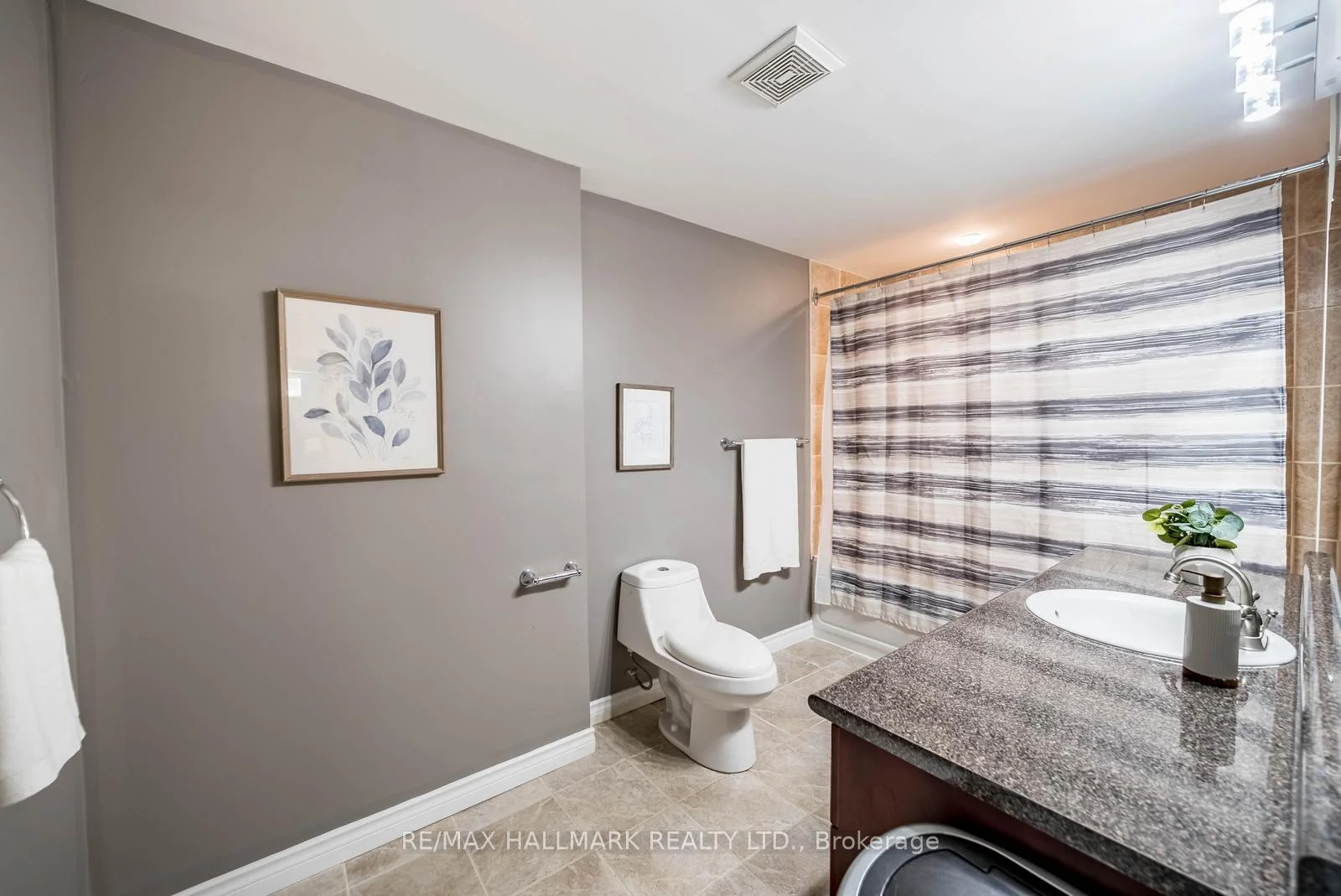 Photo 44 of Unit 125, 10 Vardon Gate, Whitchurch-Stouffville, Ballantrae — HOMEH