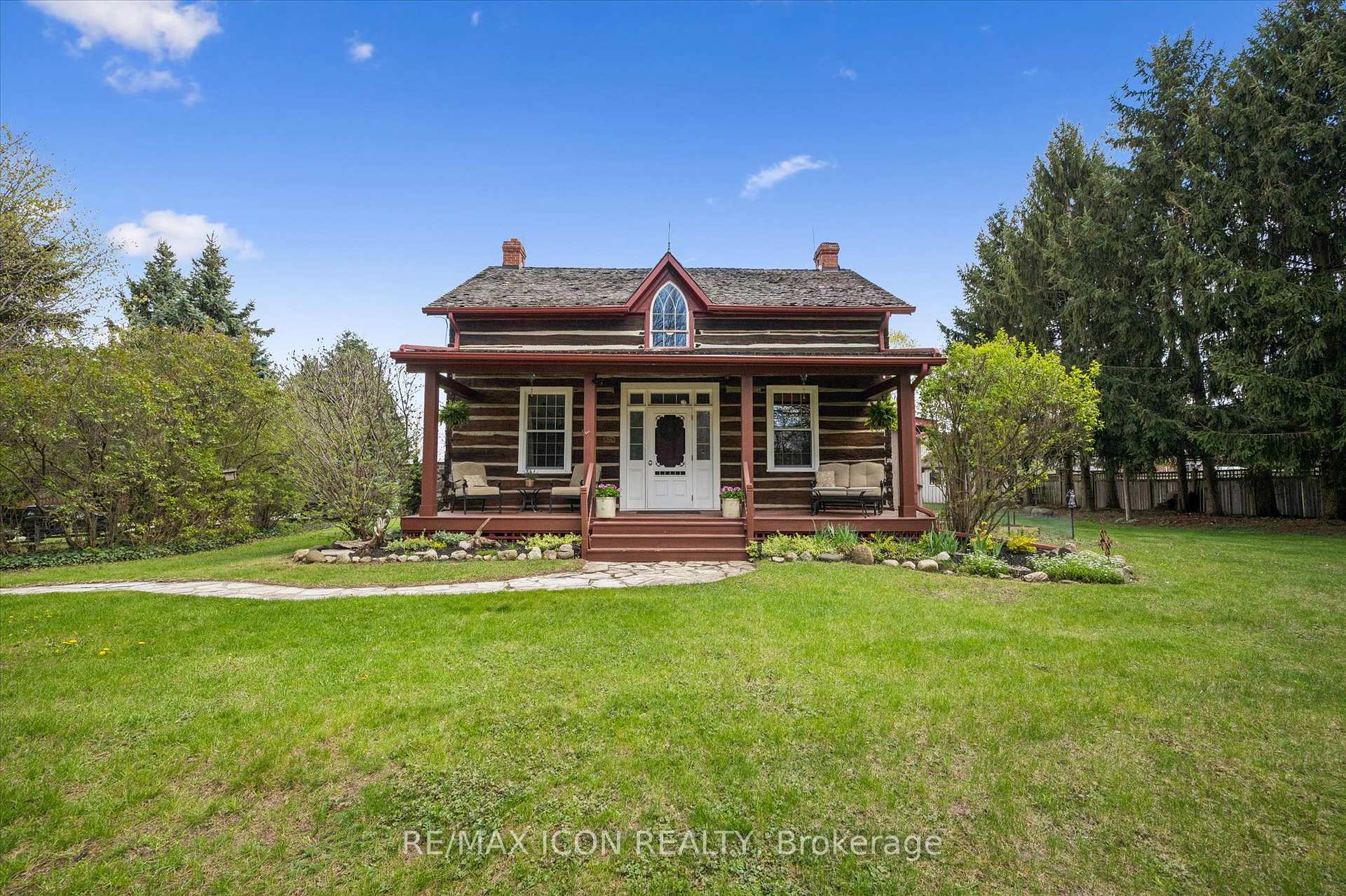 Photo 2 of 630 Robert Ferrie Drive, Kitchener, Doon South — HOMEH