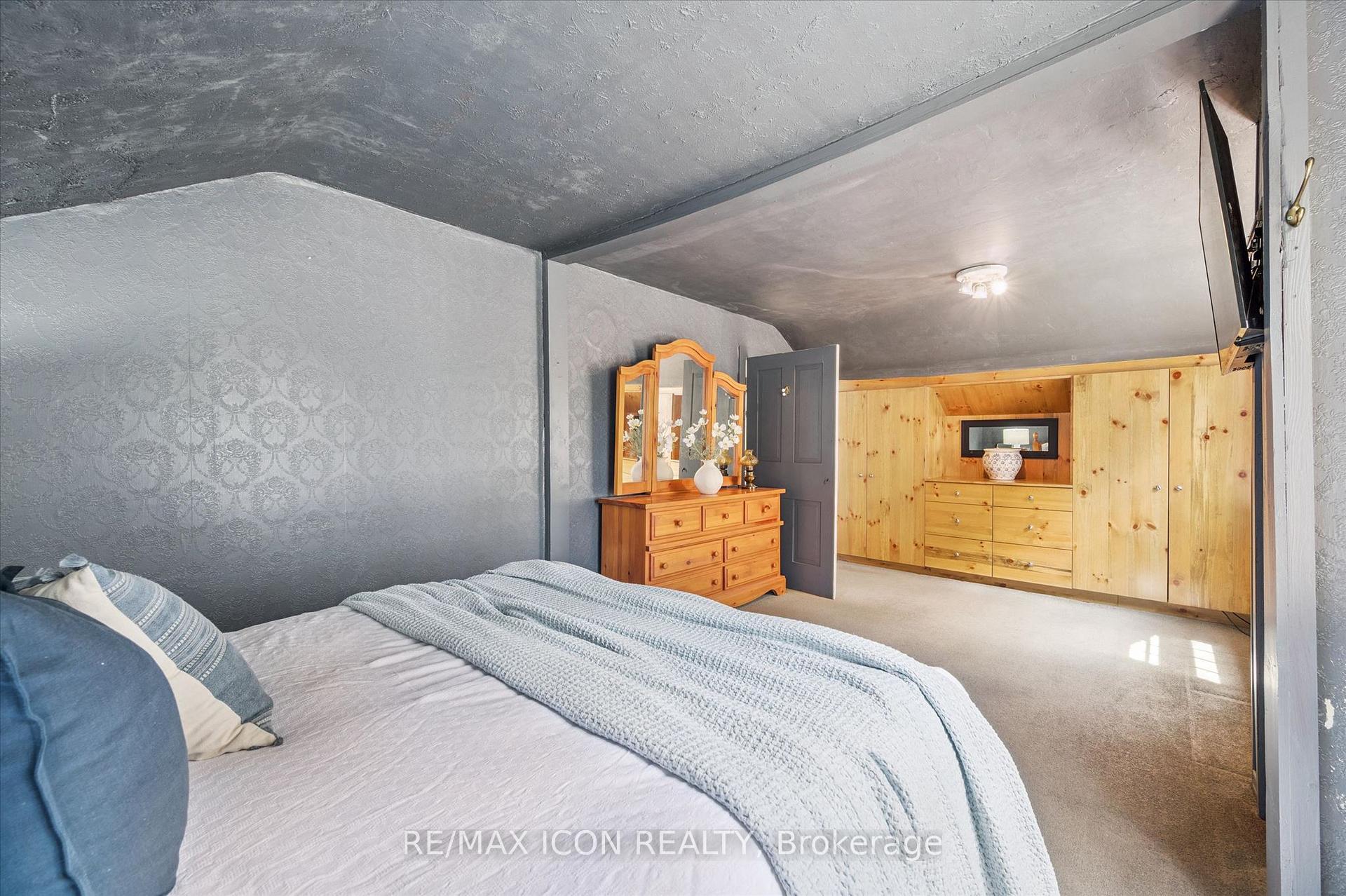 Photo 23 of 630 Robert Ferrie Drive, Kitchener, Doon South — HOMEH