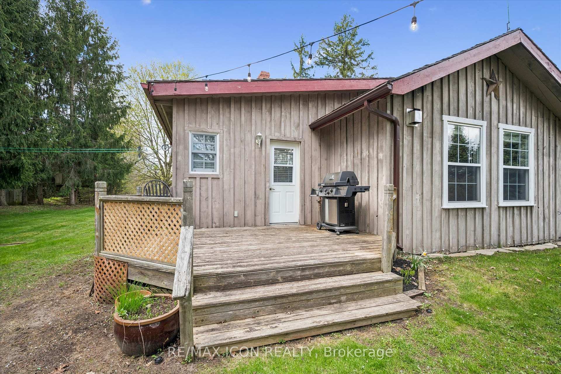 Photo 30 of 630 Robert Ferrie Drive, Kitchener, Doon South — HOMEH