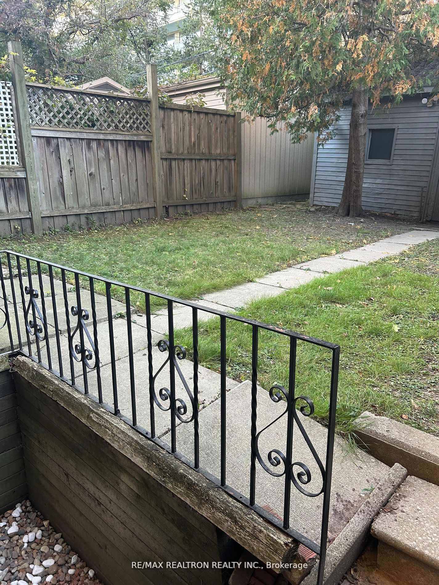 Photo 6 of Unit LL, 22 Gormley Avenue, Toronto, Yonge-St. Clair — HOMEH