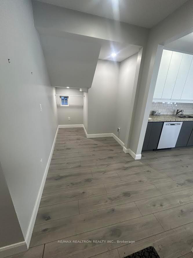 Photo 9 of Unit Main, 485 Oriole Parkway, Toronto, Yonge-Eglinton — HOMEH