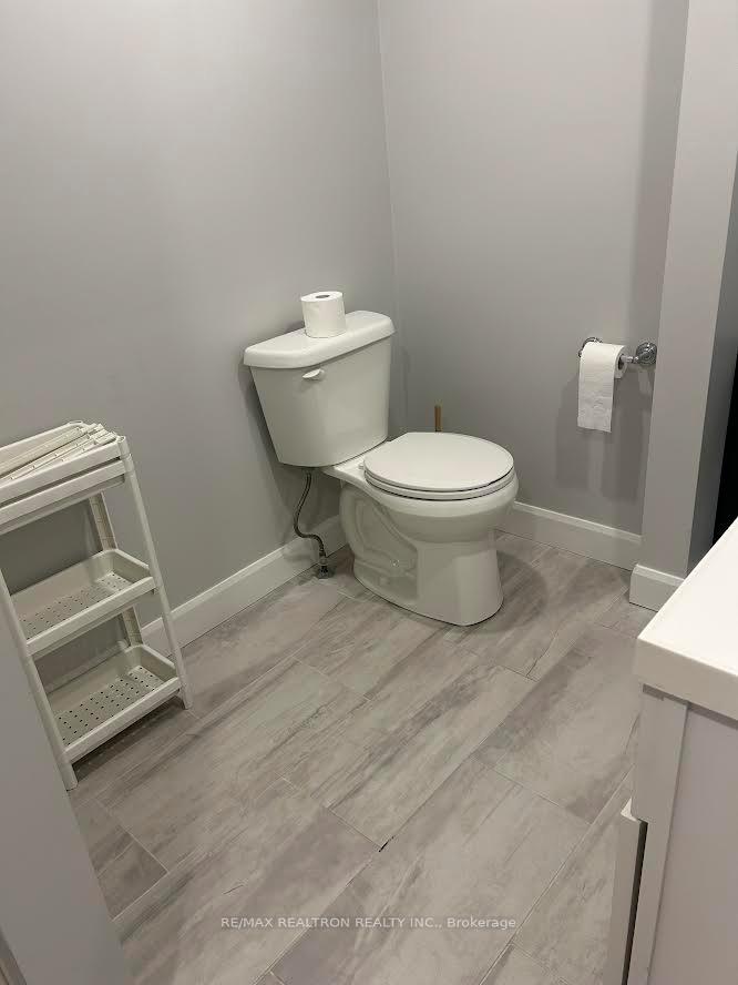Photo 13 of Unit Main, 485 Oriole Parkway, Toronto, Yonge-Eglinton — HOMEH
