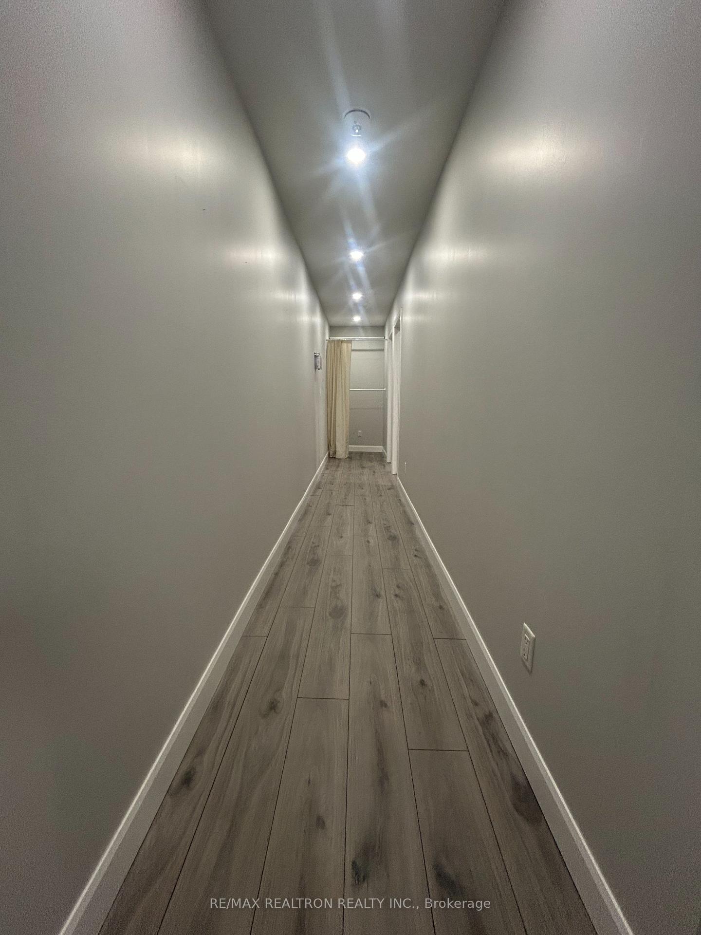Photo 20 of Unit Main, 485 Oriole Parkway, Toronto, Yonge-Eglinton — HOMEH
