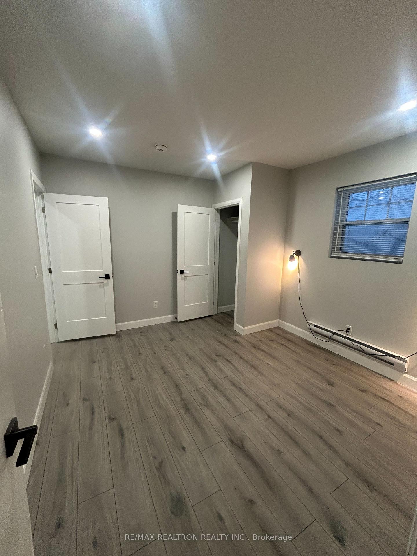 Photo 21 of Unit Main, 485 Oriole Parkway, Toronto, Yonge-Eglinton — HOMEH