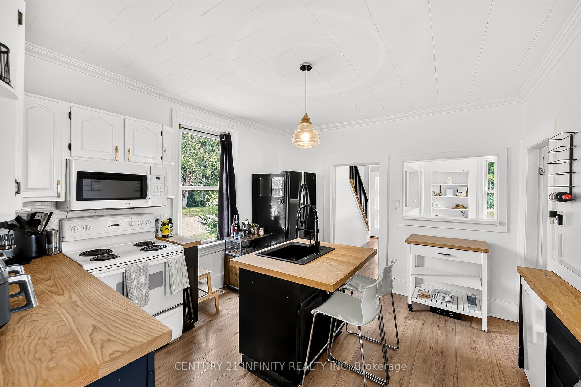 Photo 15 of 13 Main Street, Cavan Monaghan, Millbrook — HOMEH