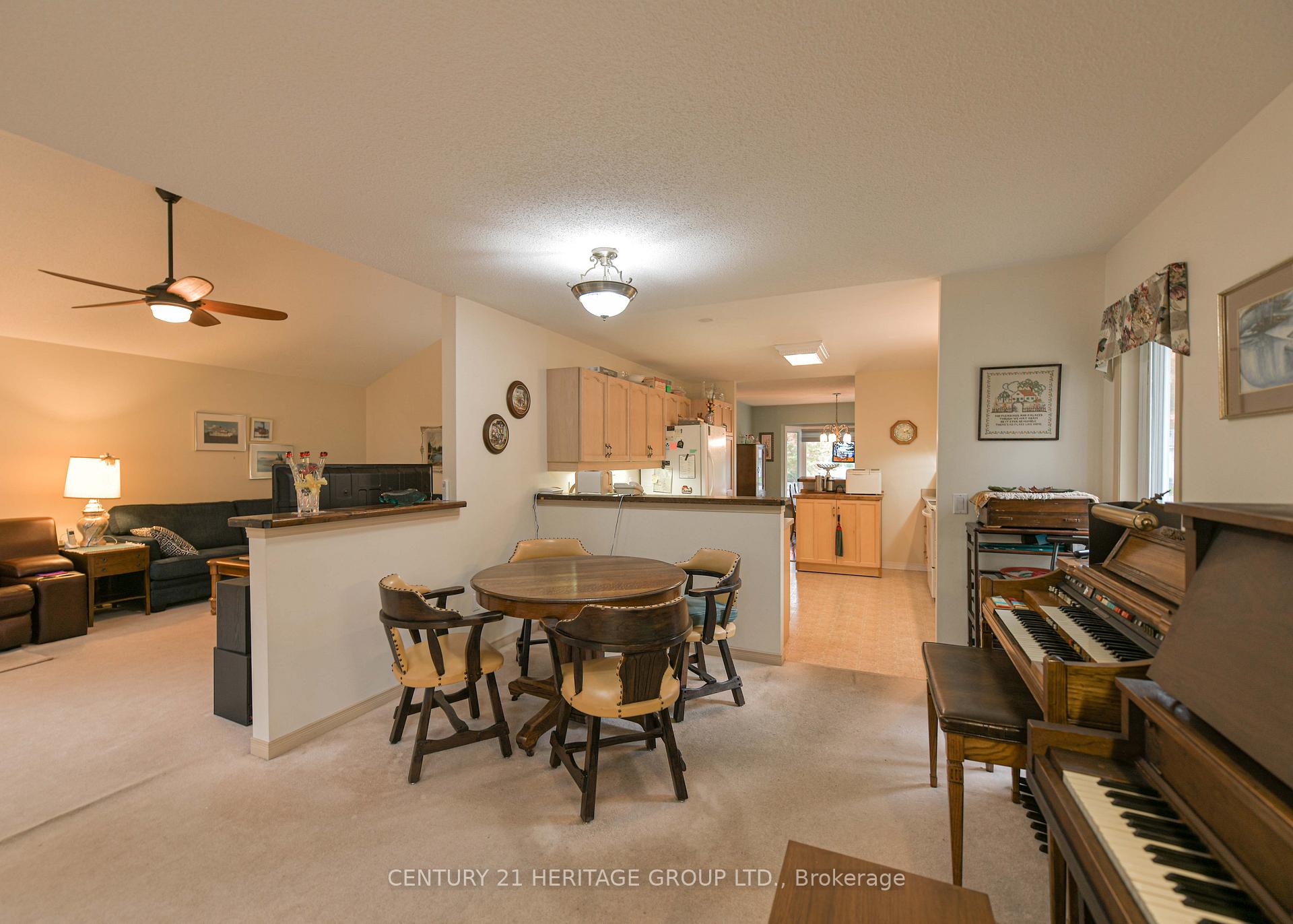 Photo 15 of 19 Springwood Crescent, Gravenhurst, Wood (Gravenhurst) — HOMEH