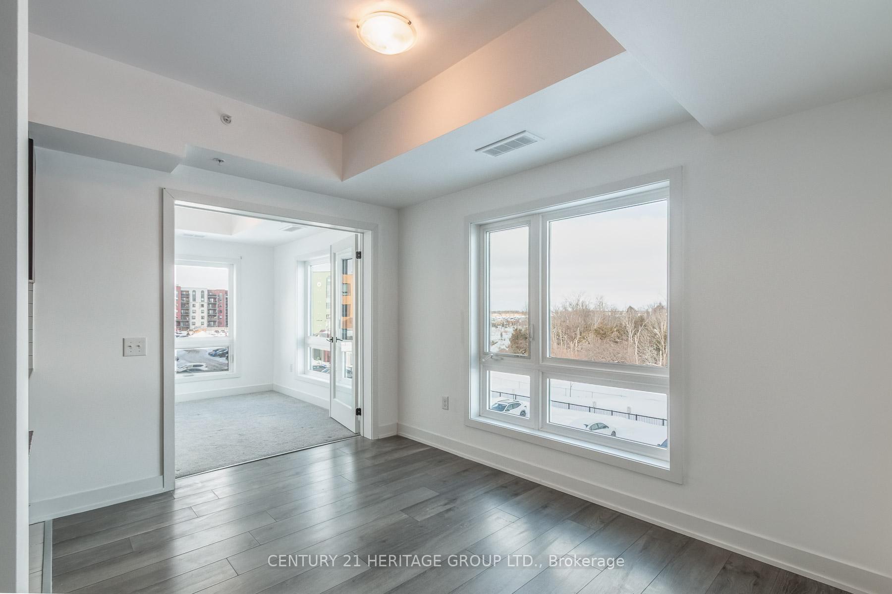 Photo 13 of Unit 201, 10 Culinary Lane, Barrie, Rural Barrie Southeast — HOMEH