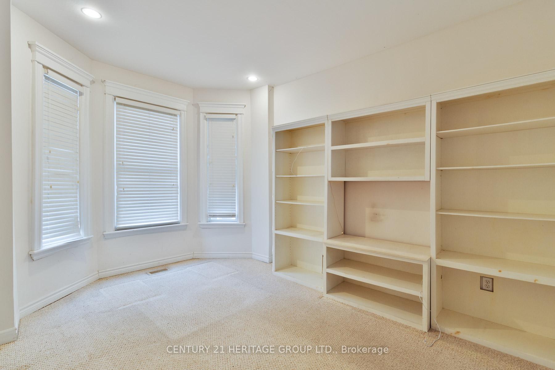 Photo 7 of 27 Tisdale Street N, Hamilton, Beasley — HOMEH