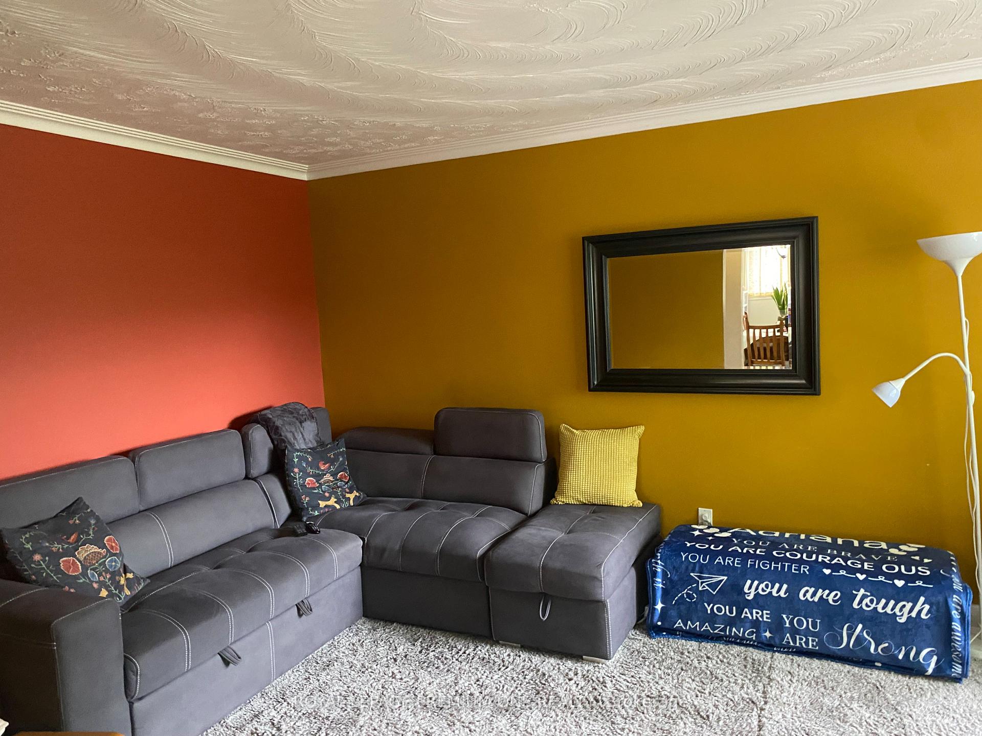 Photo 6 of 73 Kanarick Crescent, North York, Glenfield-Jane Heights — HOMEH