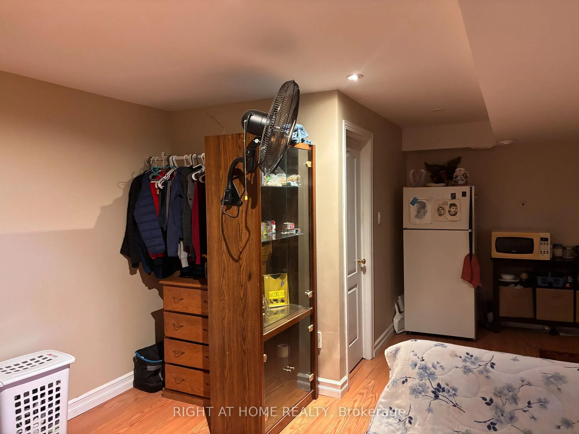 Photo 25 of 1 Montgomery Boulevard, Orangeville — HOMEH