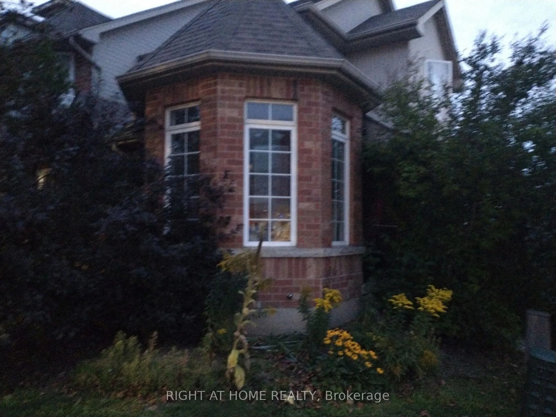 Photo 32 of 1 Montgomery Boulevard, Orangeville — HOMEH