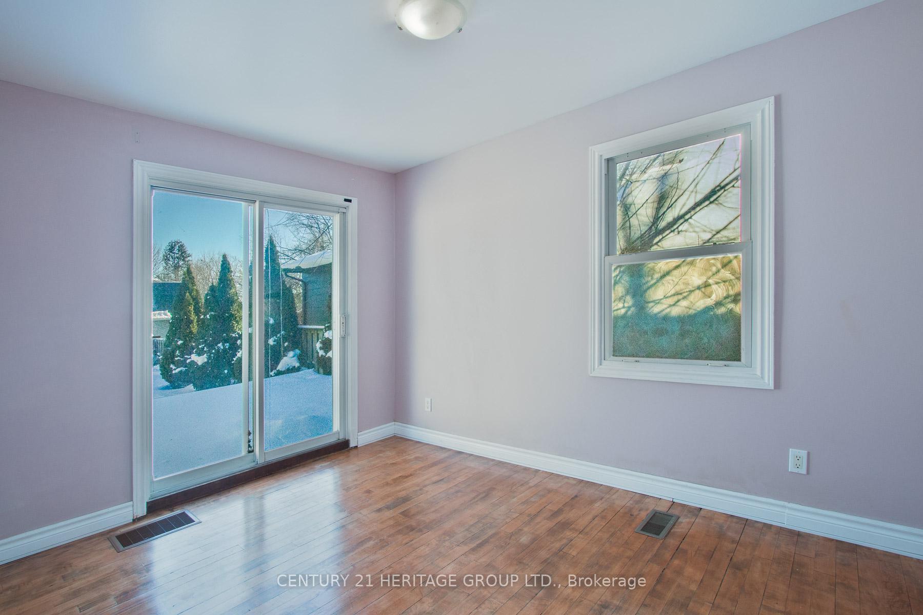 Photo 7 of 2232 Queensway Drive, Burlington, Freeman — HOMEH