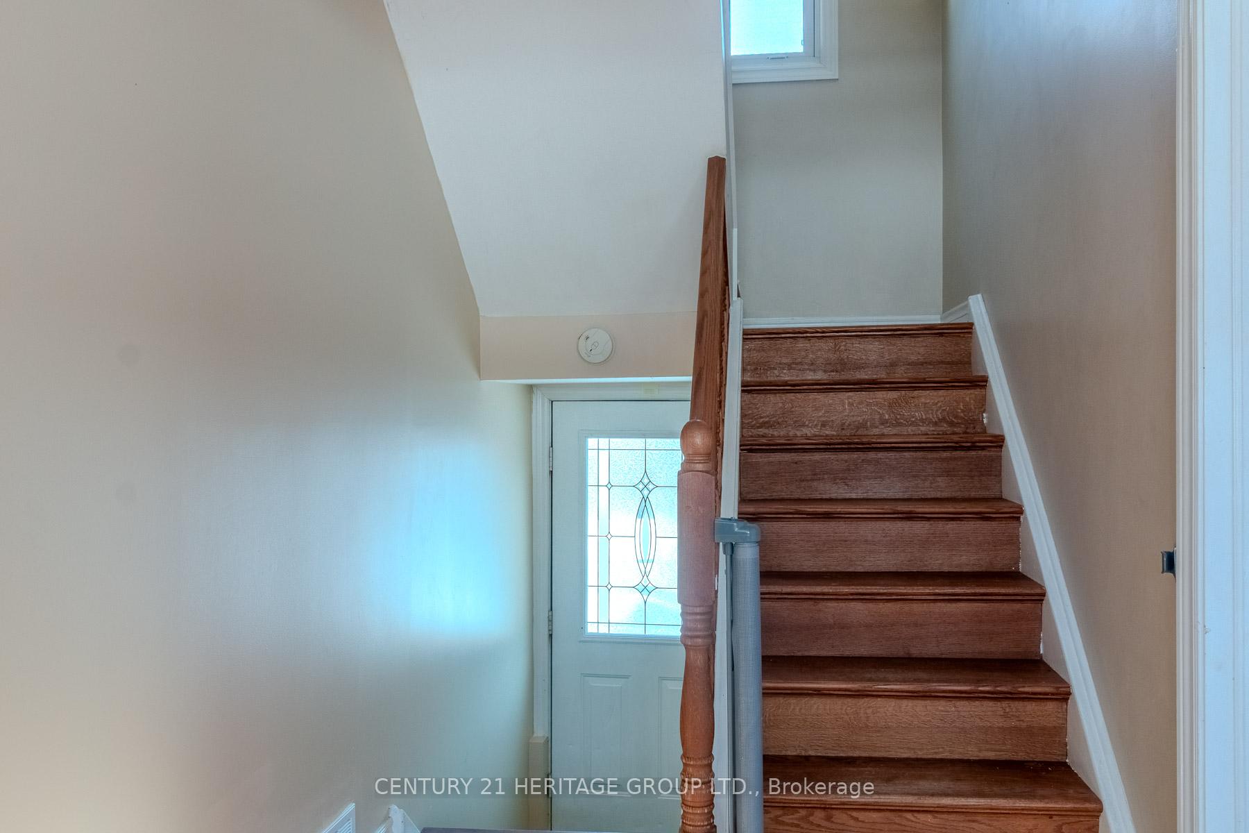 Photo 8 of 2232 Queensway Drive, Burlington, Freeman — HOMEH