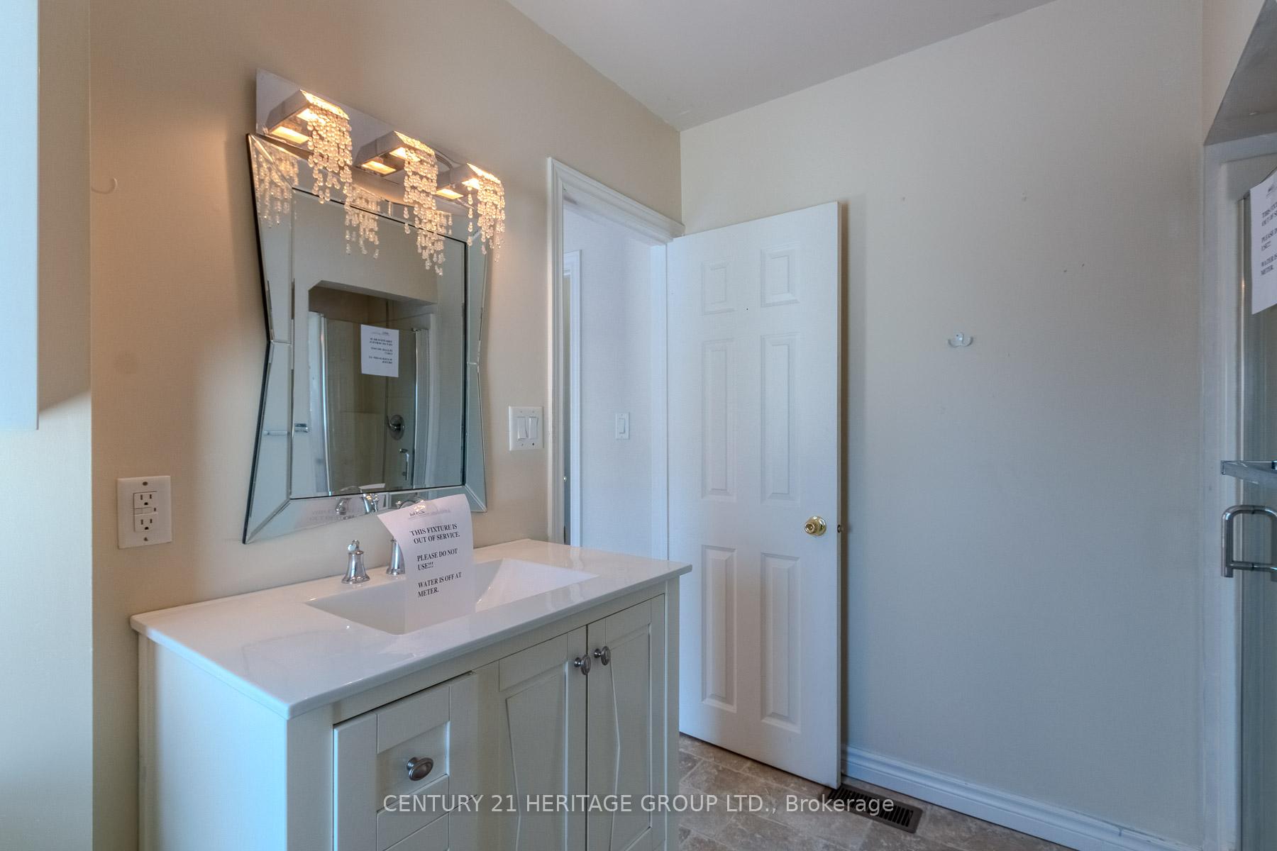Photo 12 of 2232 Queensway Drive, Burlington, Freeman — HOMEH