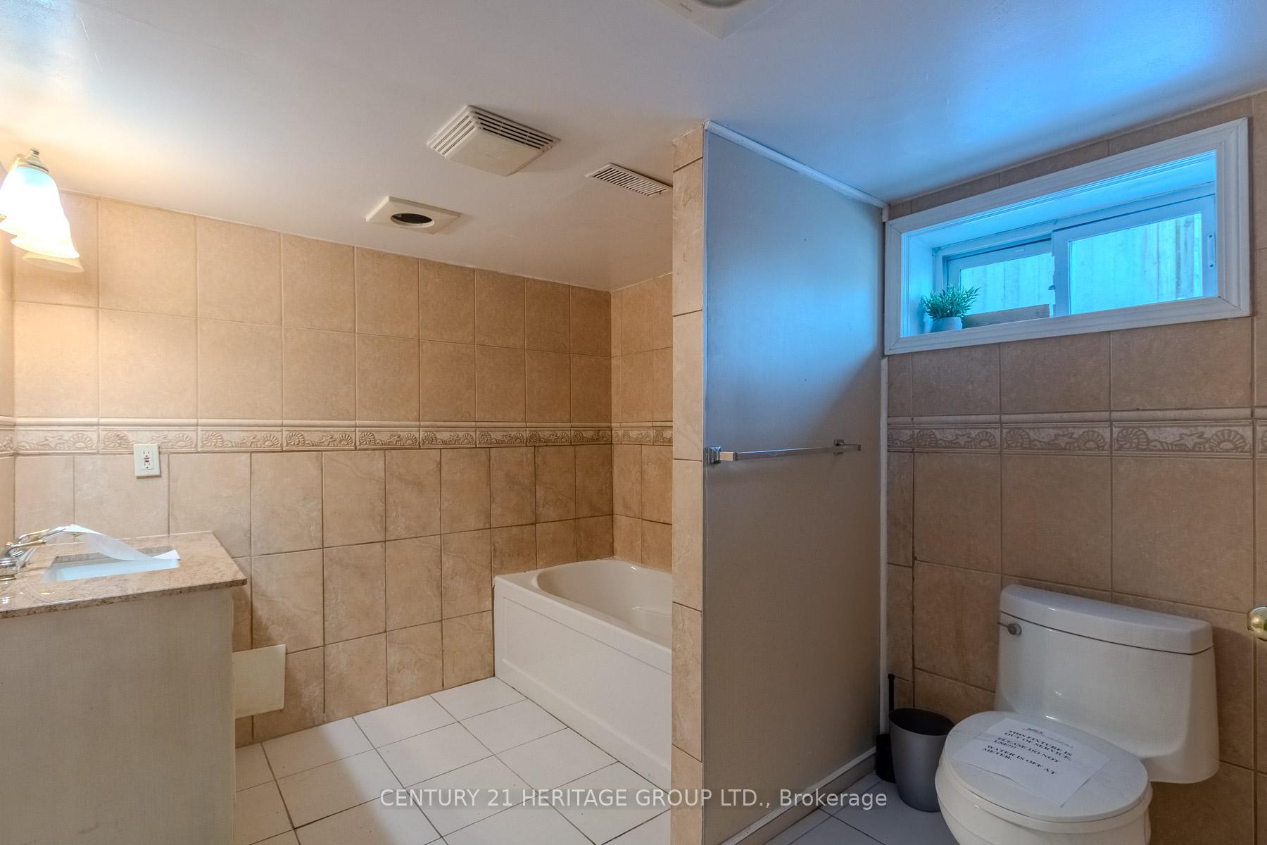 Photo 17 of 2232 Queensway Drive, Burlington, Freeman — HOMEH
