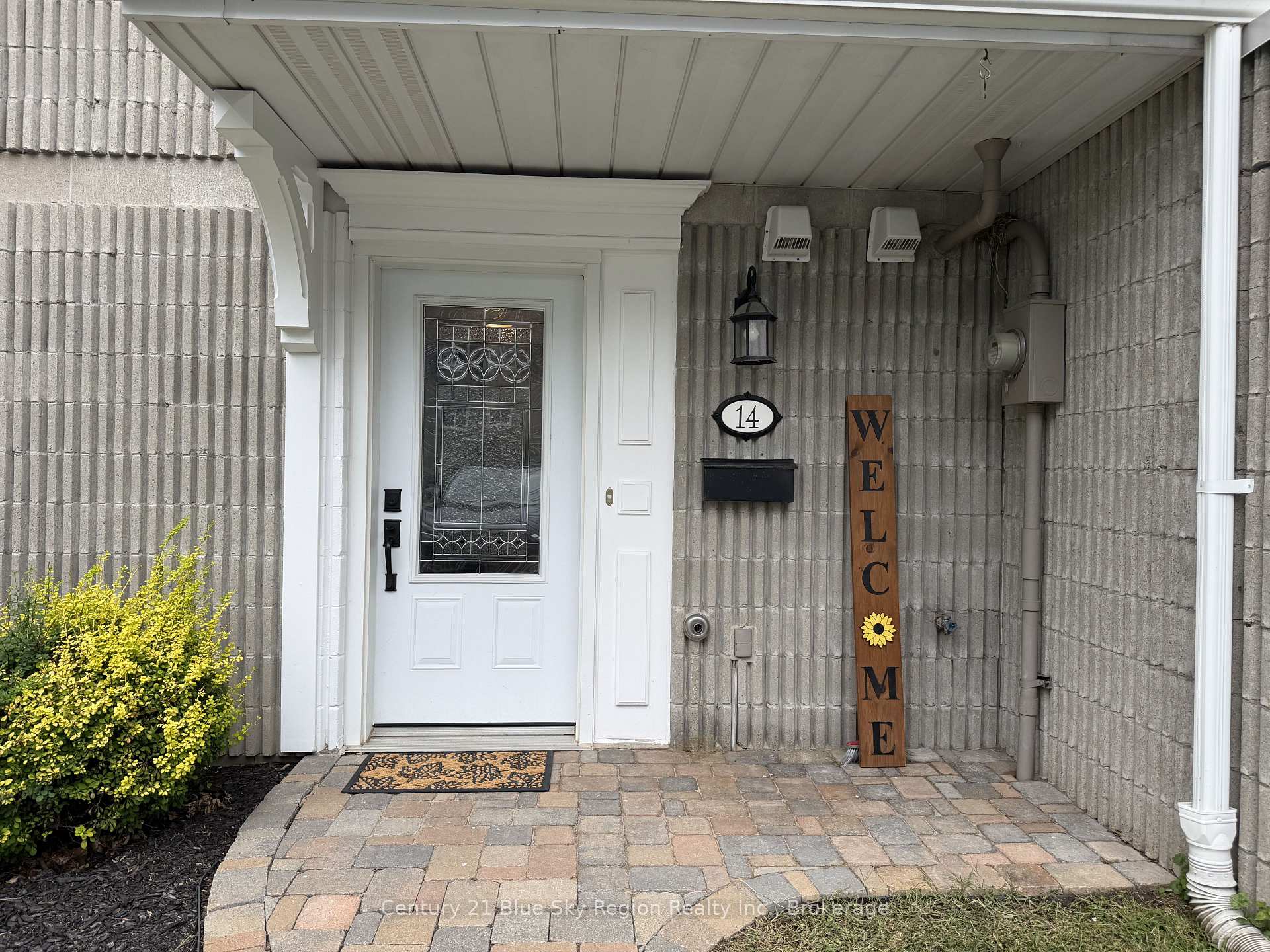 Photo 4 of Unit 14, 1205 Premier Road, North Bay, Ferris — HOMEH