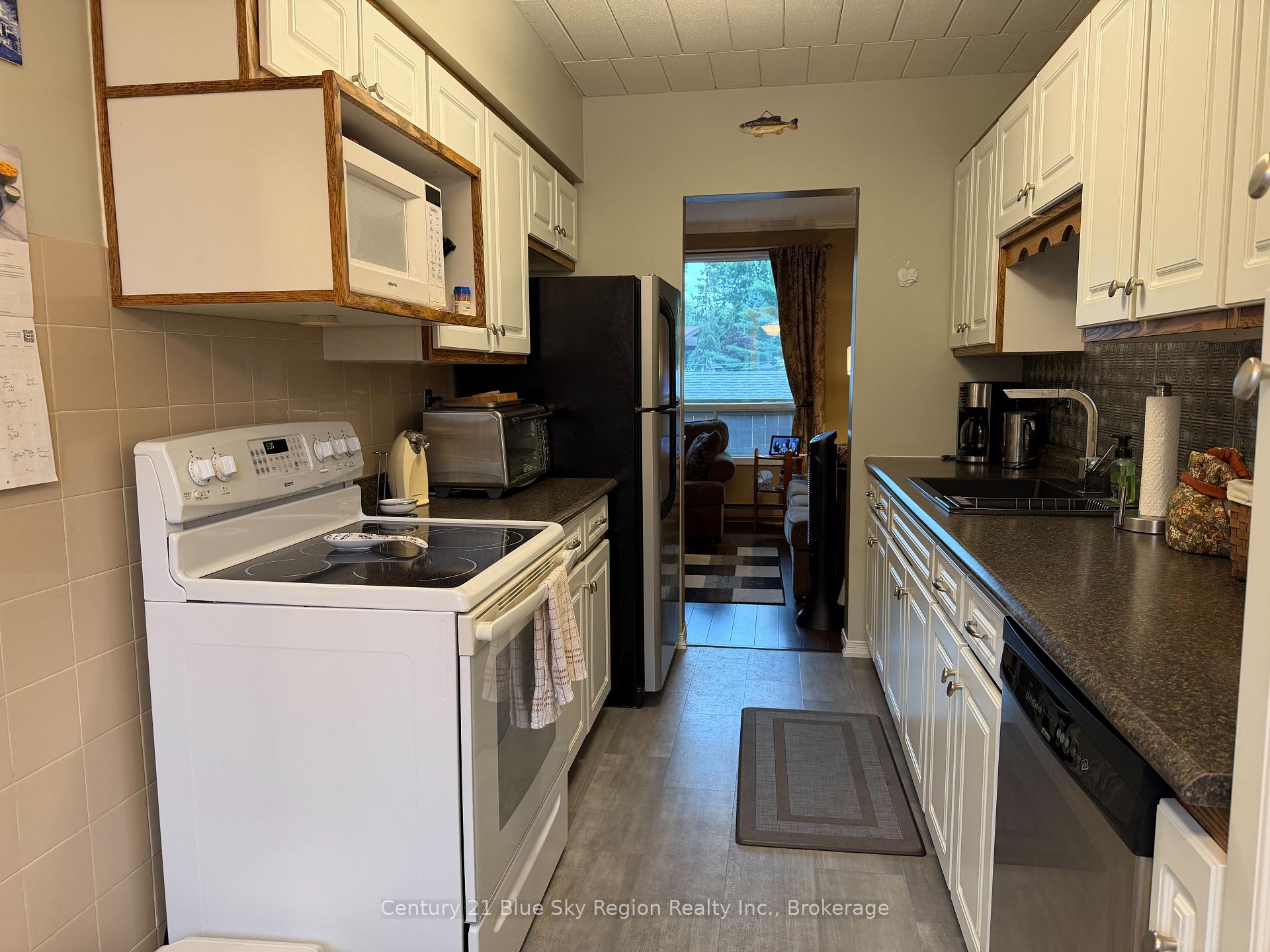 Photo 5 of Unit 14, 1205 Premier Road, North Bay, Ferris — HOMEH
