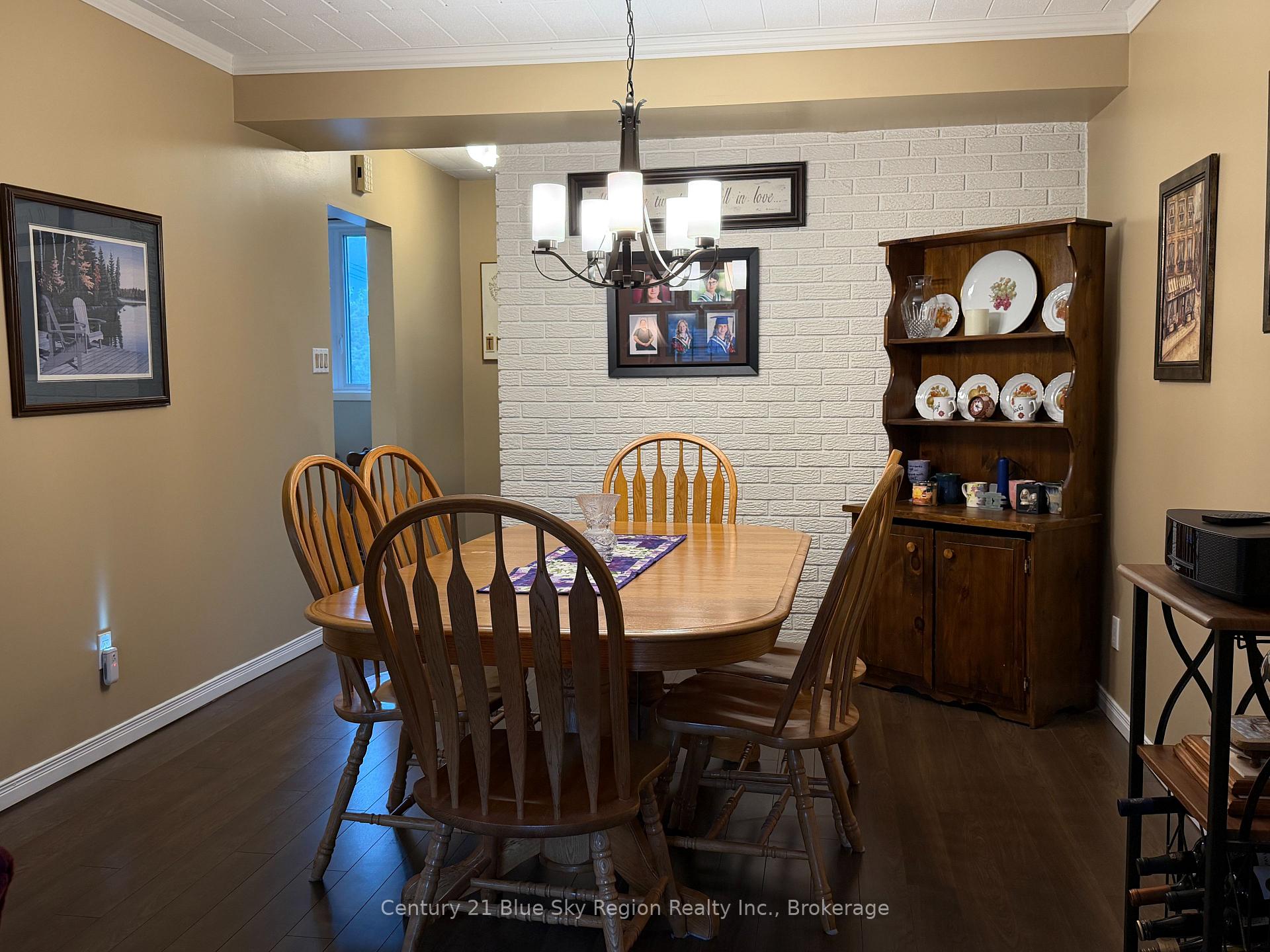 Photo 7 of Unit 14, 1205 Premier Road, North Bay, Ferris — HOMEH