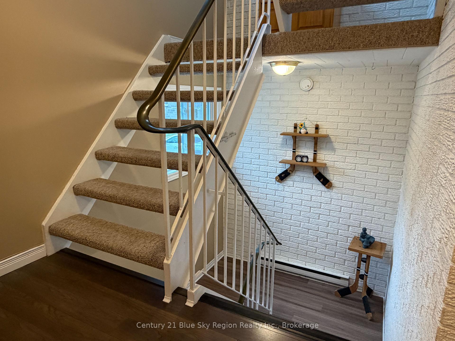 Photo 14 of Unit 14, 1205 Premier Road, North Bay, Ferris — HOMEH