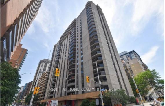 Photo of Unit 706, 470 Laurier Avenue W