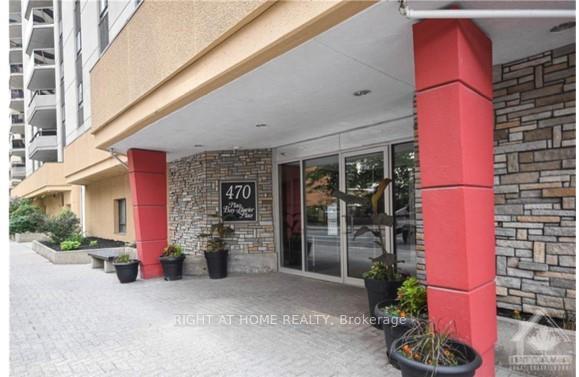 Photo 2 of Unit 706, 470 Laurier Avenue W, Ottawa, Ottawa Centre — HOMEH