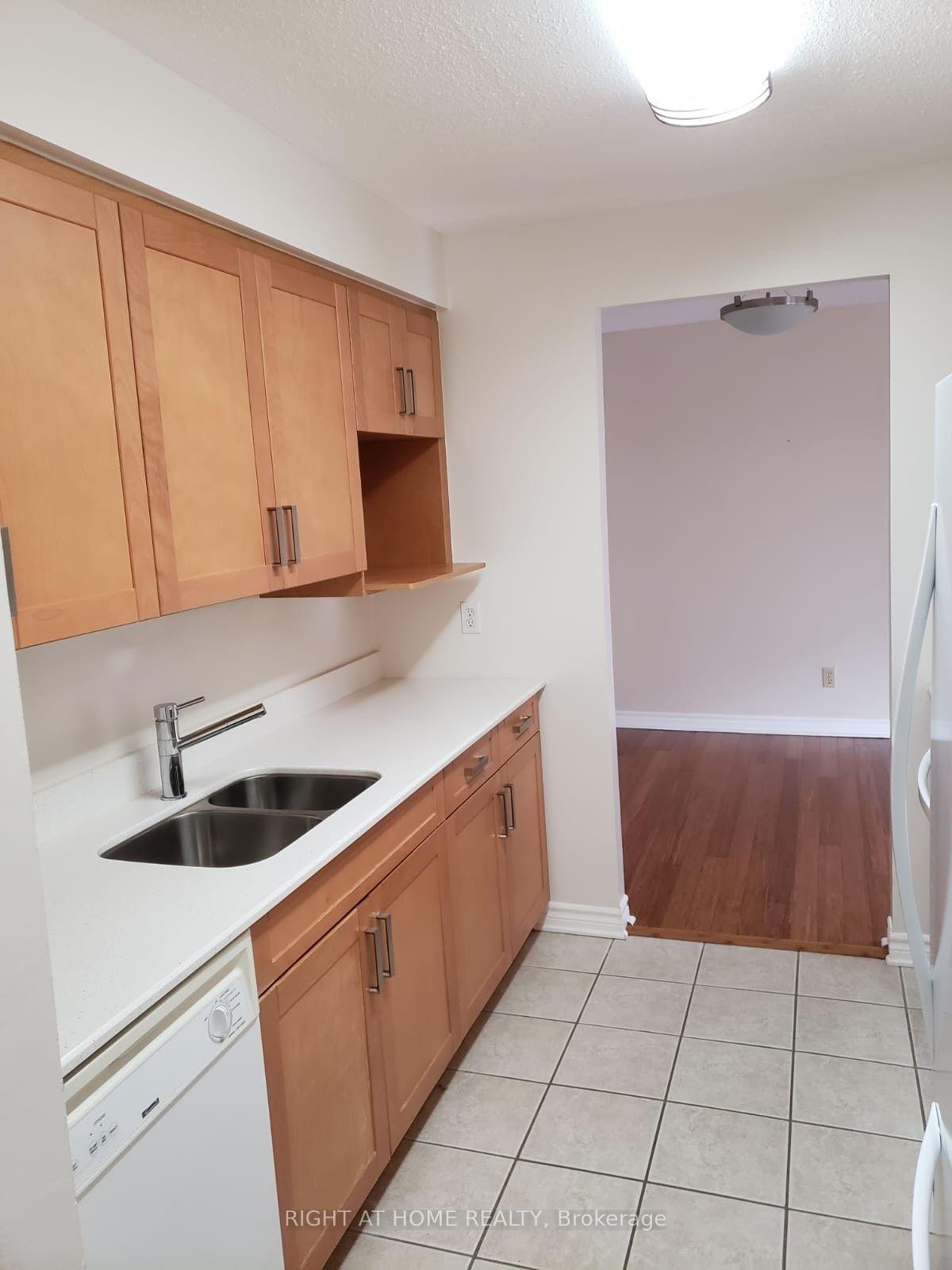 Photo 13 of Unit 706, 470 Laurier Avenue W, Ottawa, Ottawa Centre — HOMEH