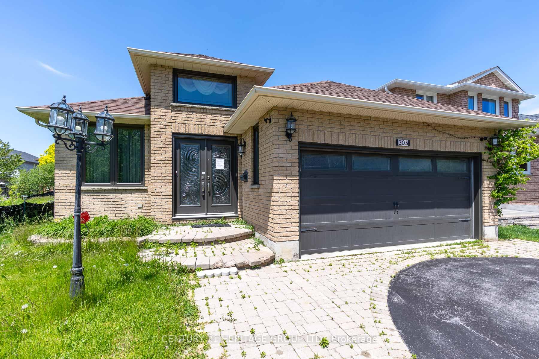 Photo 4 of 305 Sandringham Drive, Clarington, Courtice — HOMEH
