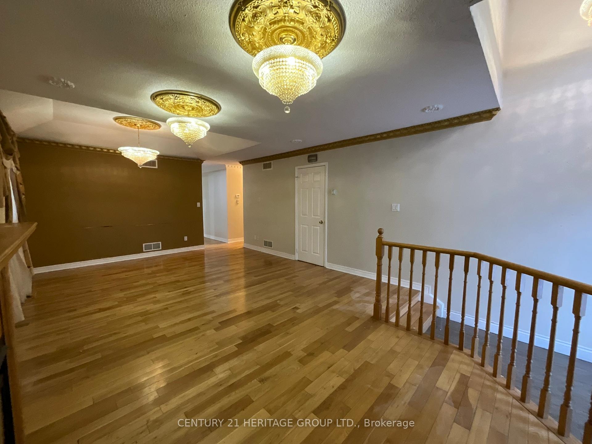 Photo 9 of 305 Sandringham Drive, Clarington, Courtice — HOMEH