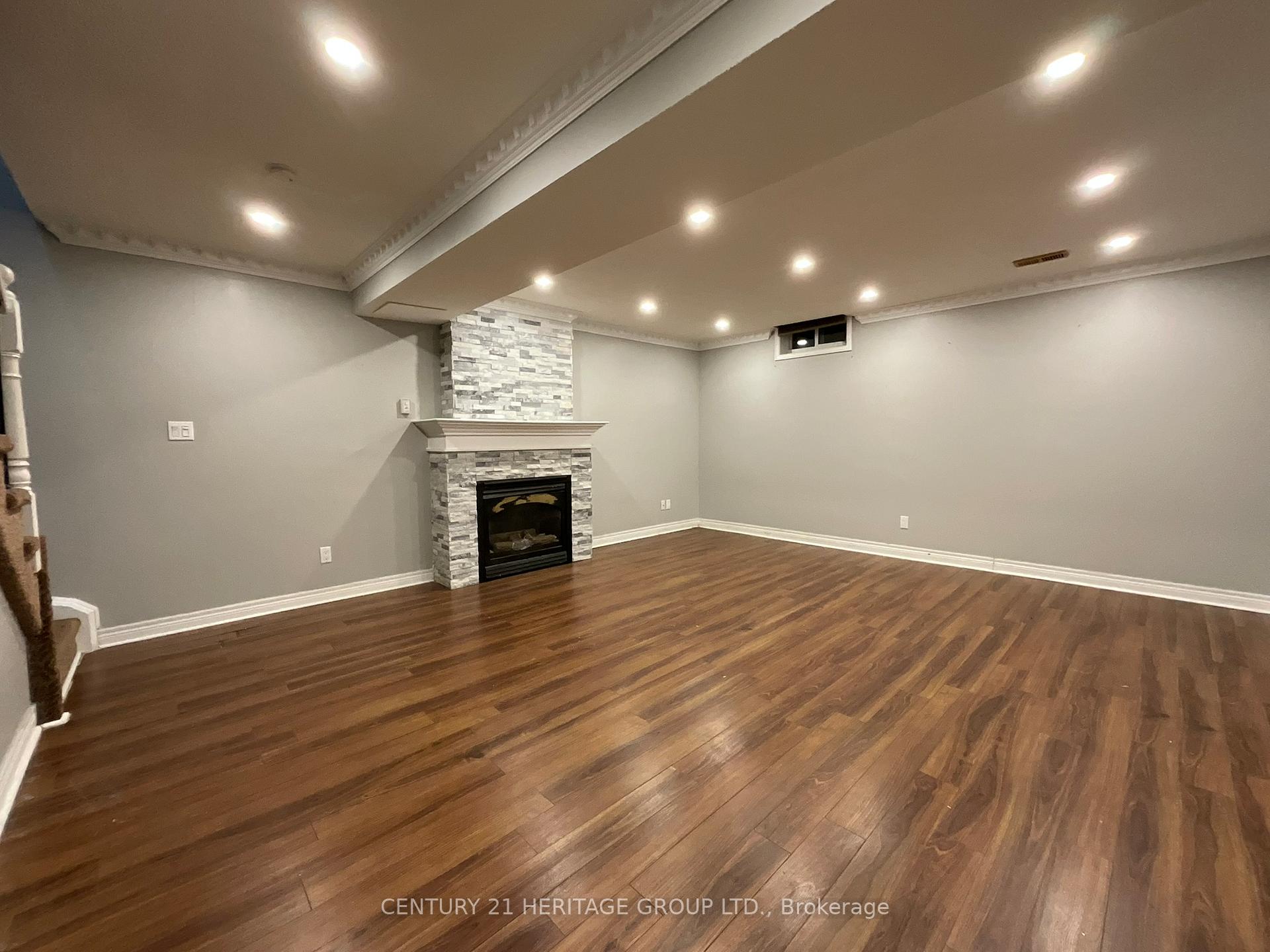 Photo 23 of 305 Sandringham Drive, Clarington, Courtice — HOMEH