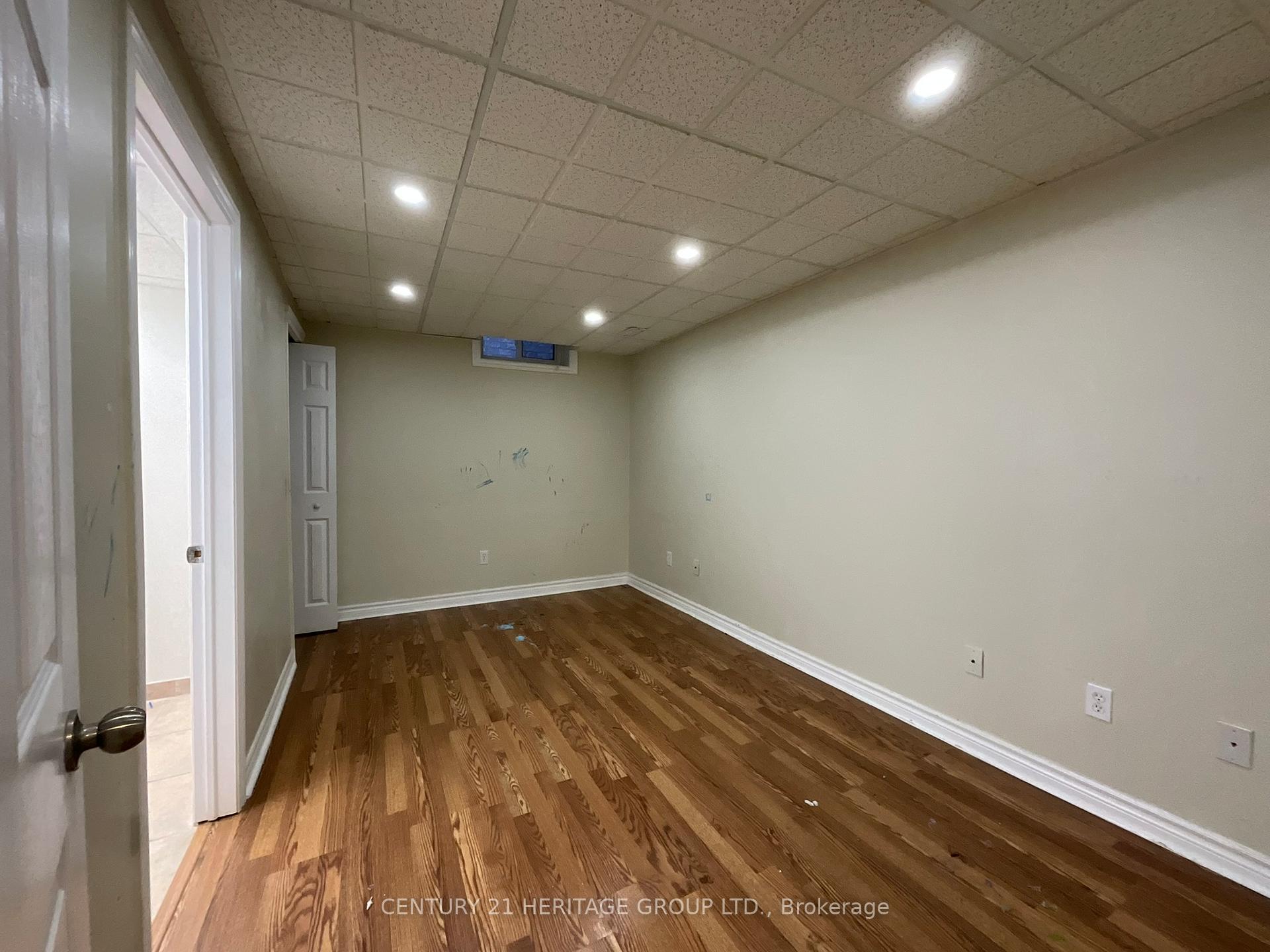 Photo 31 of 305 Sandringham Drive, Clarington, Courtice — HOMEH