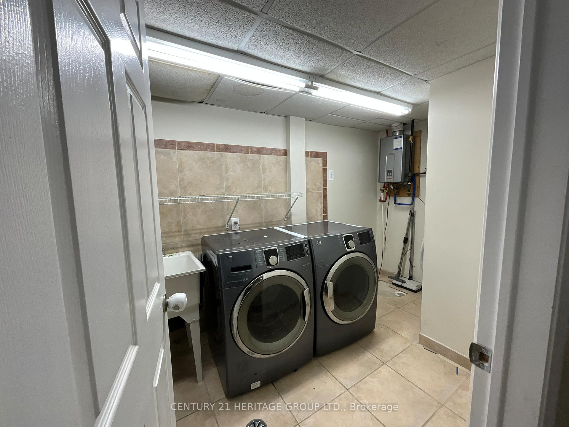 Photo 34 of 305 Sandringham Drive, Clarington, Courtice — HOMEH