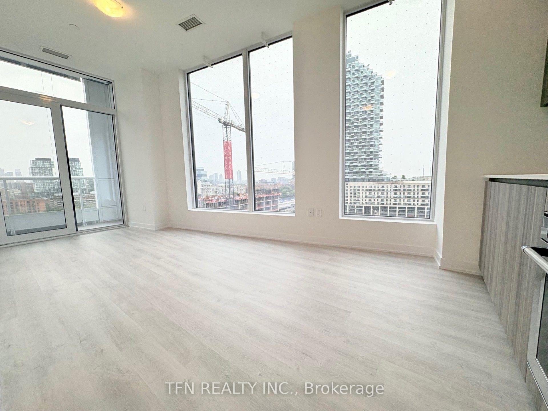 Photo 3 of Unit 1405, 15 Richardson Street, Toronto, Waterfront Communities — HOMEH