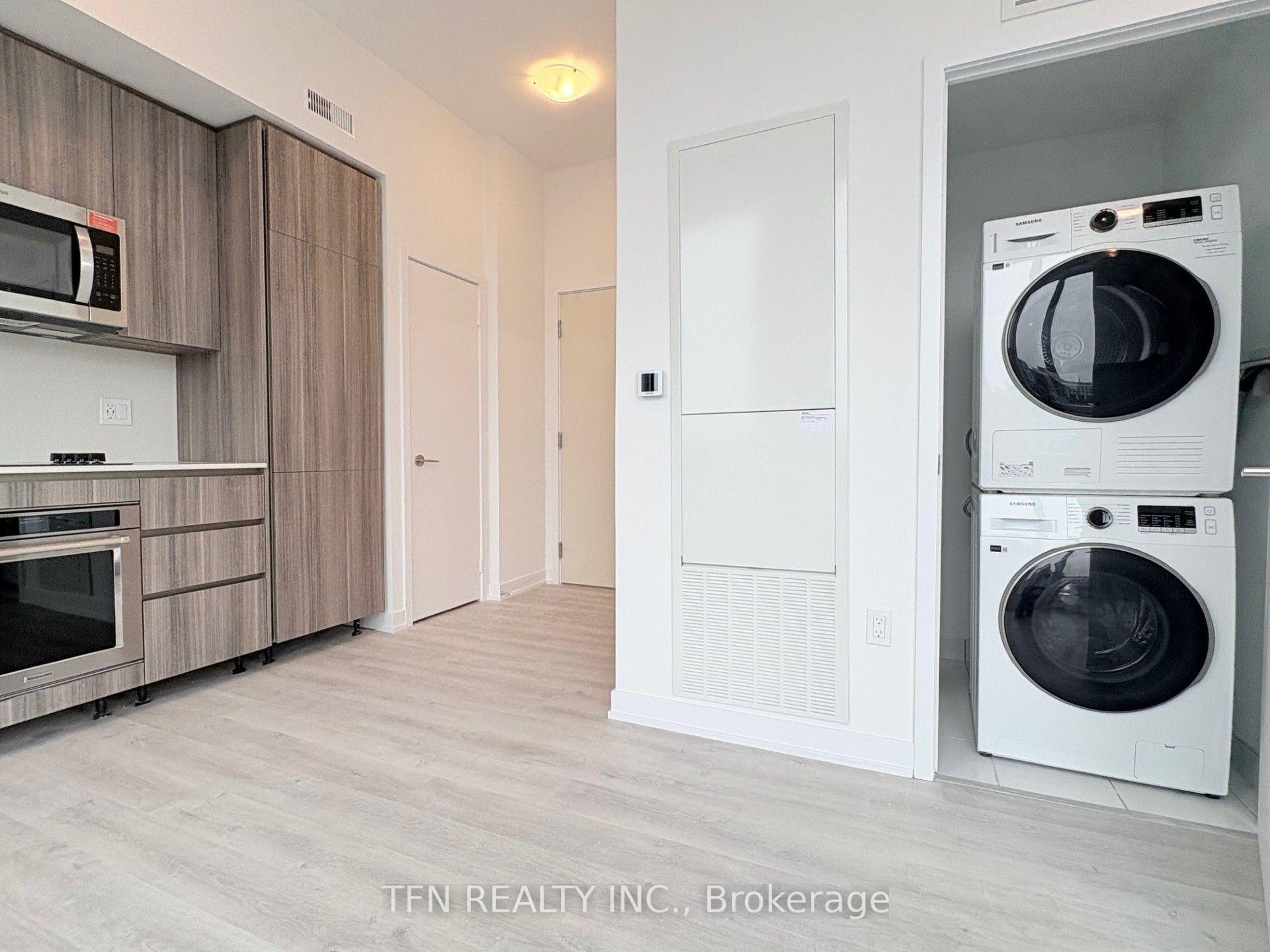Photo 7 of Unit 1405, 15 Richardson Street, Toronto, Waterfront Communities — HOMEH