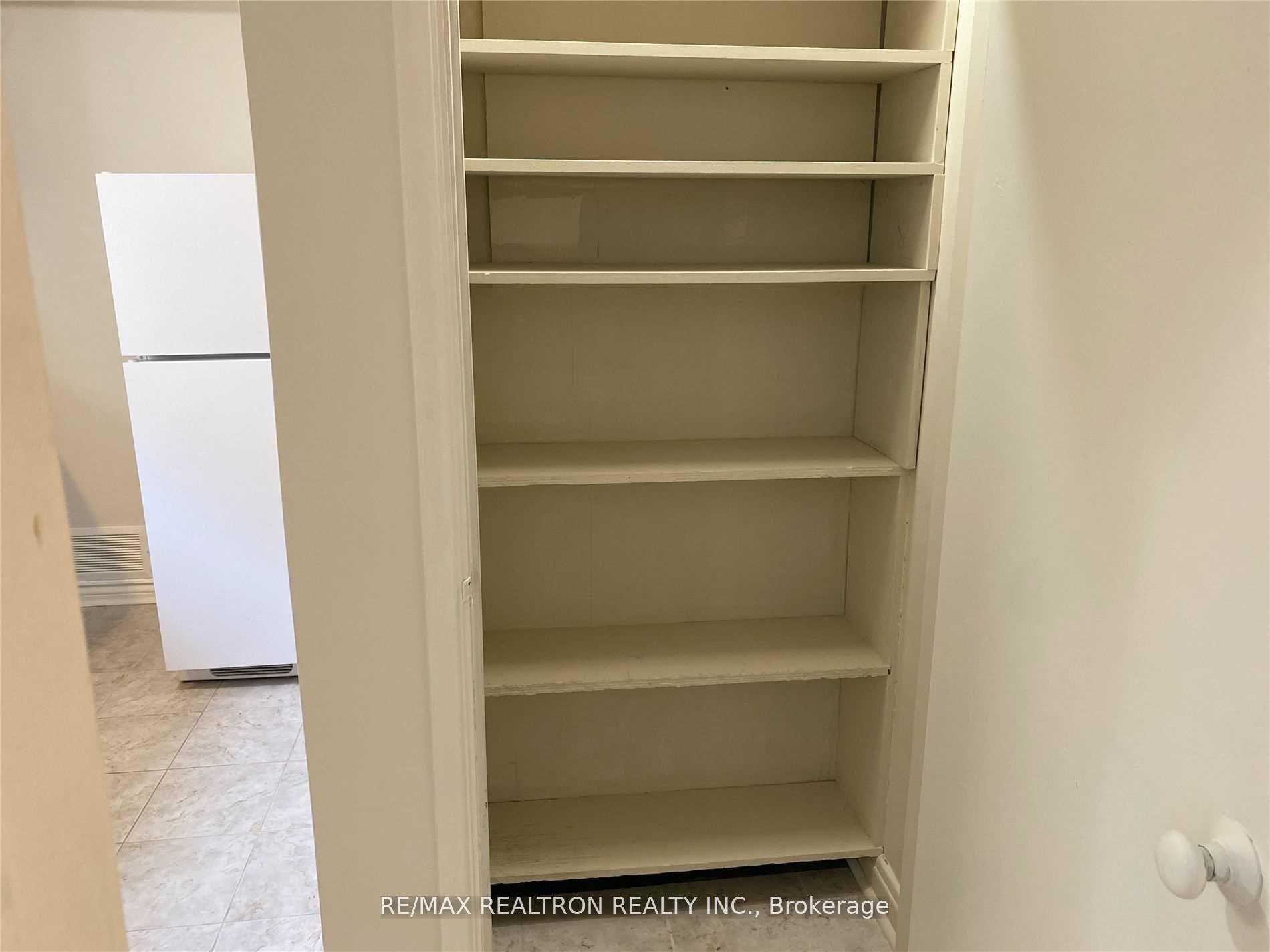 Photo 7 of Unit Main, 22 Gormley Avenue, Toronto, Yonge-St. Clair — HOMEH