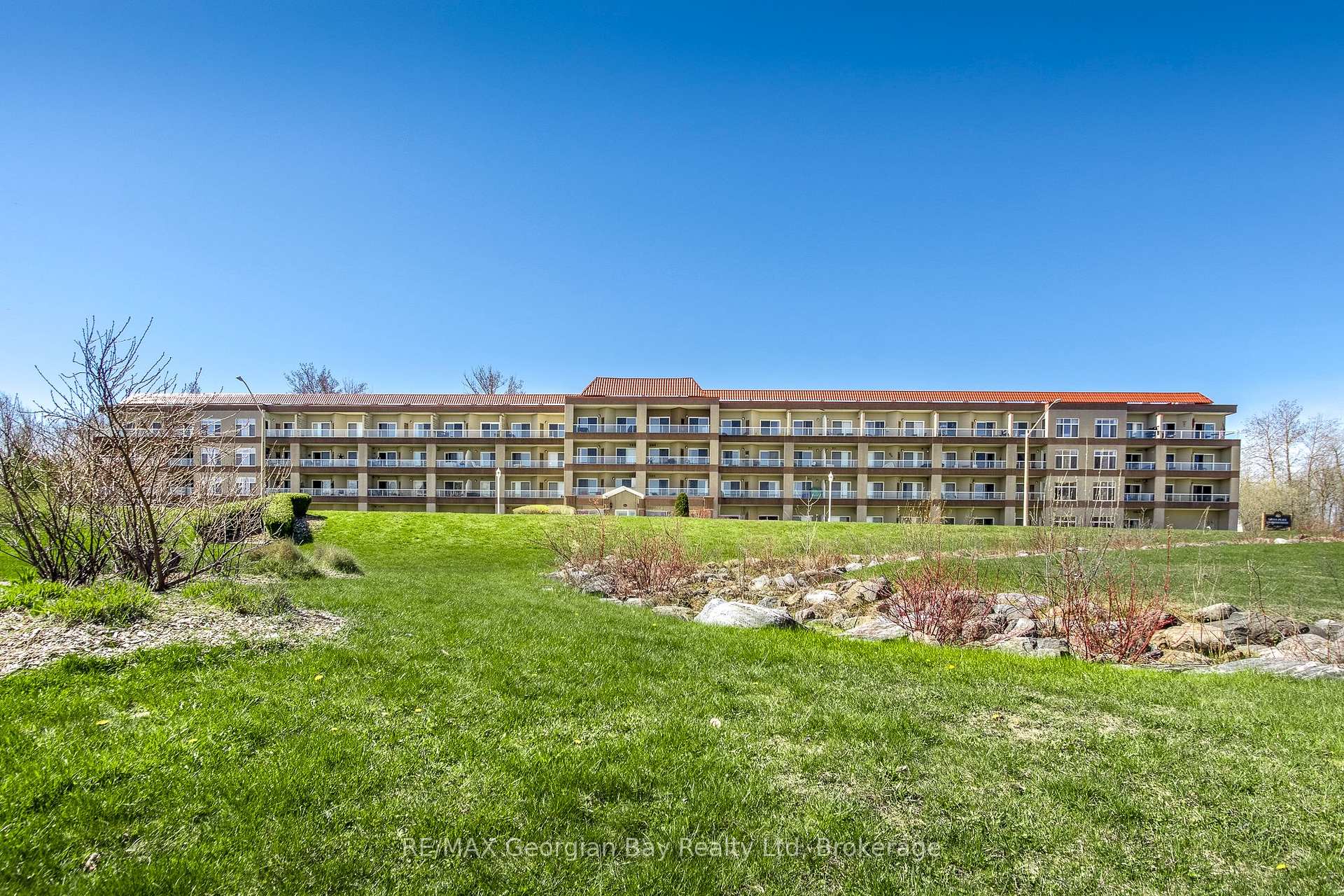 Photo 12 of Unit 415, 280 Aberdeen Boulevard, Midland — HOMEH