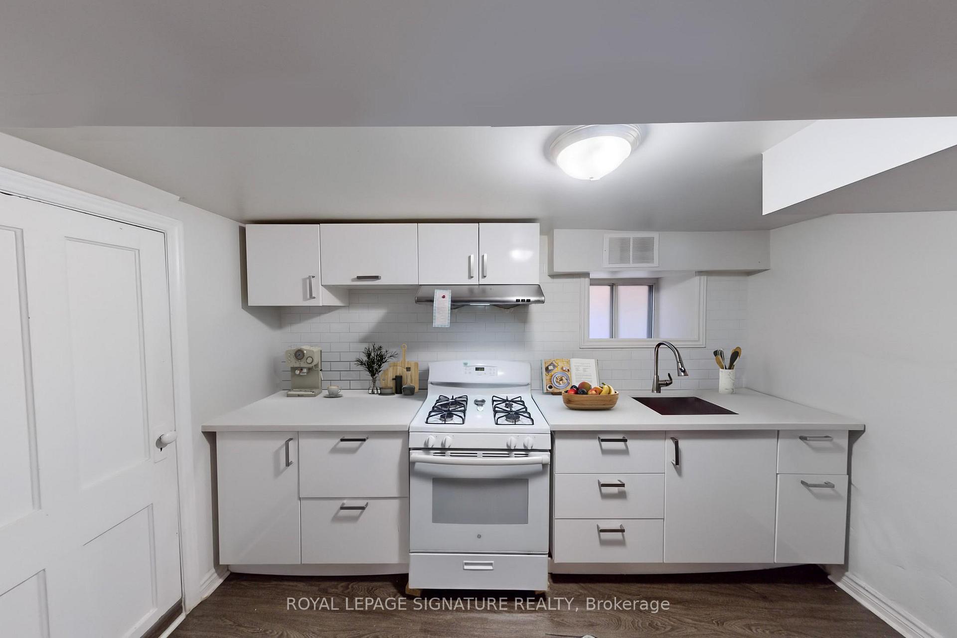 Photo 8 of Unit Lower, 553 Euclid Avenue, Toronto, Palmerston-Little Italy — HOMEH