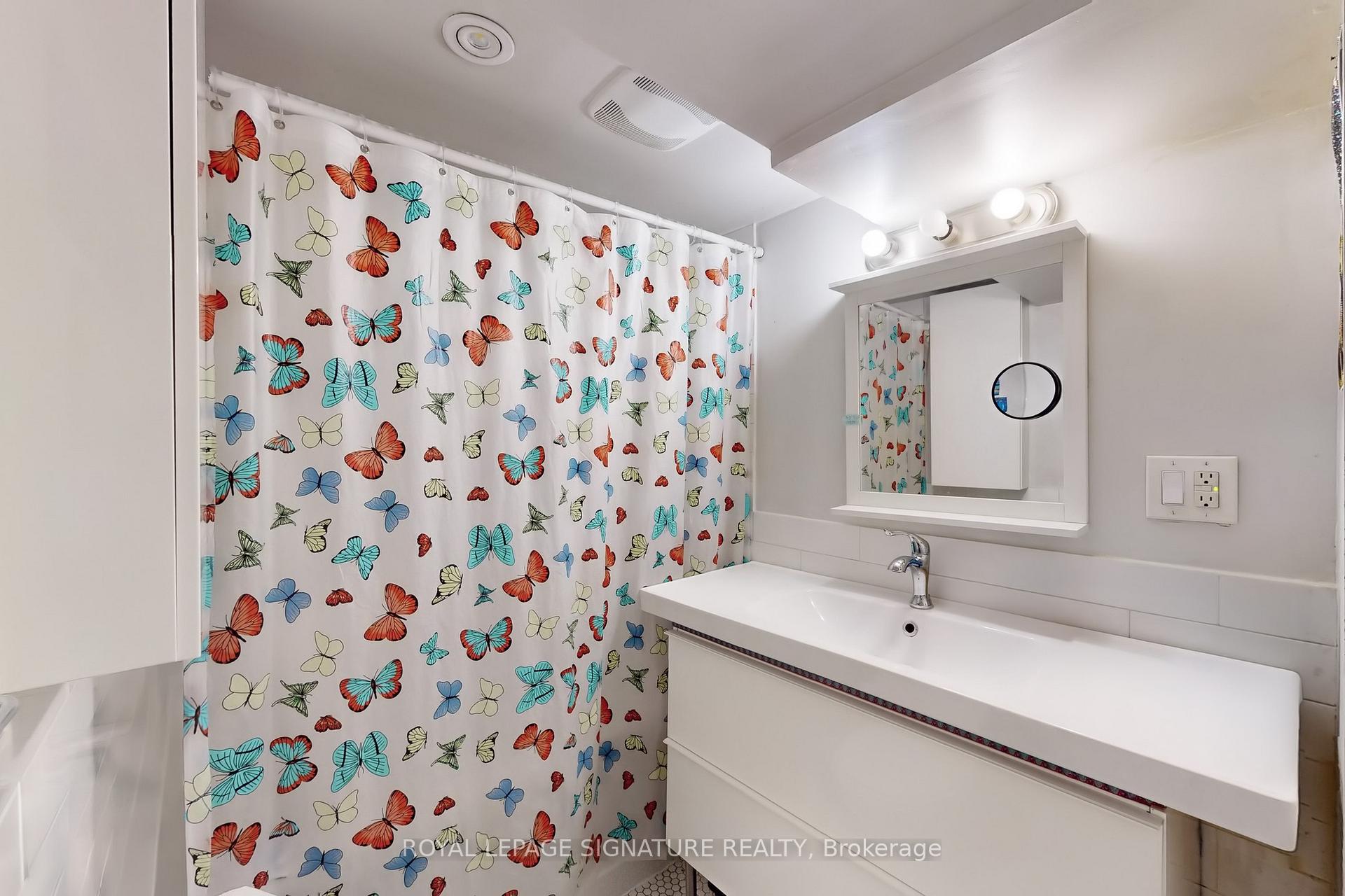 Photo 9 of Unit Lower, 553 Euclid Avenue, Toronto, Palmerston-Little Italy — HOMEH