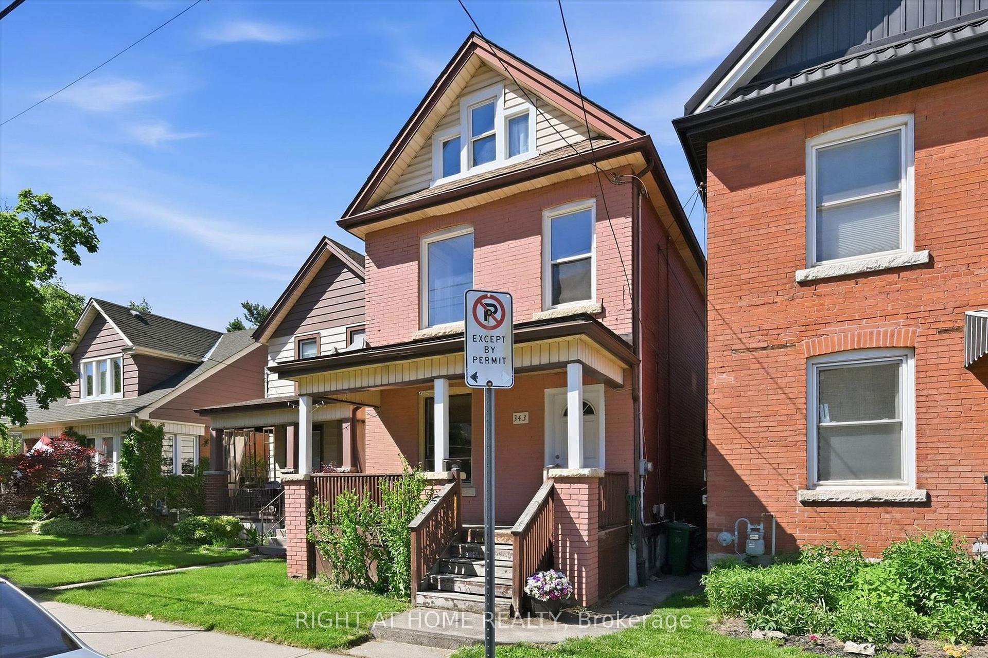 Photo 3 of 343 Cumberland Avenue, Hamilton, Blakeley — HOMEH